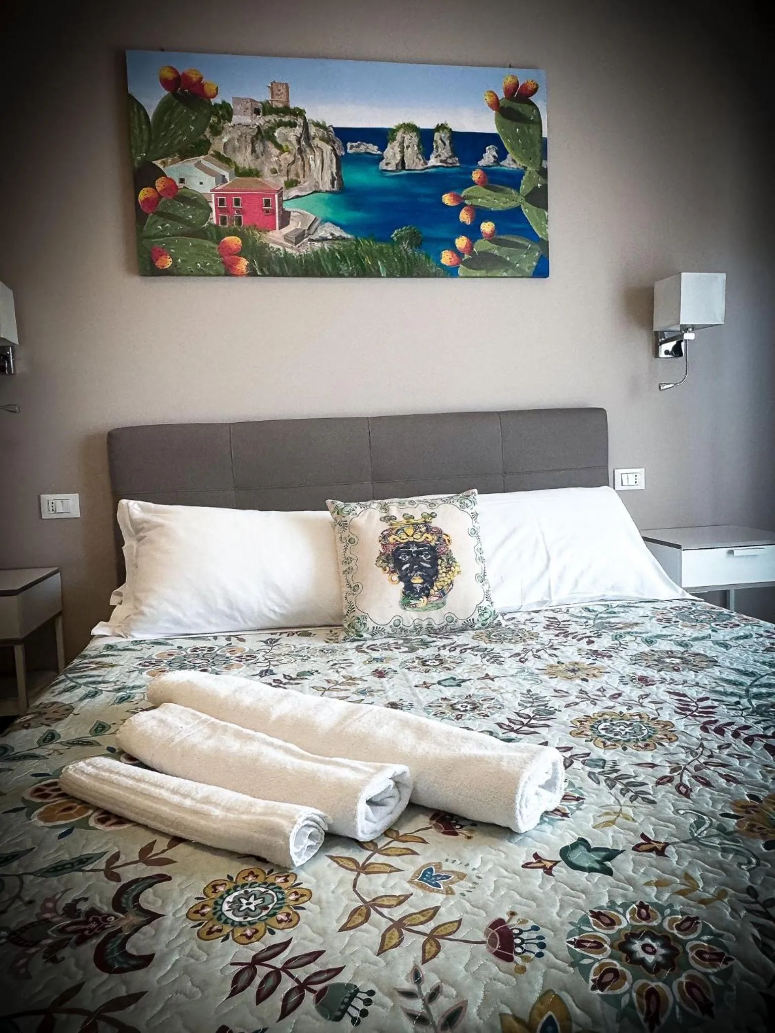 Bed in "La città delle 100 sculture" B&B BcenS con parcheggio privato - Belpasso - Etna -