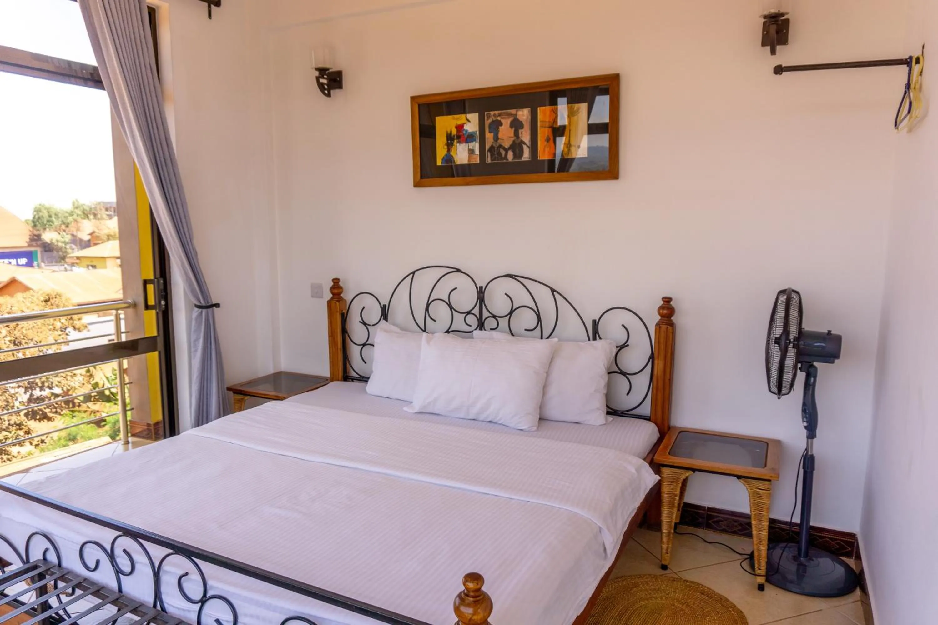 Bed in Lilac Elevate Inn