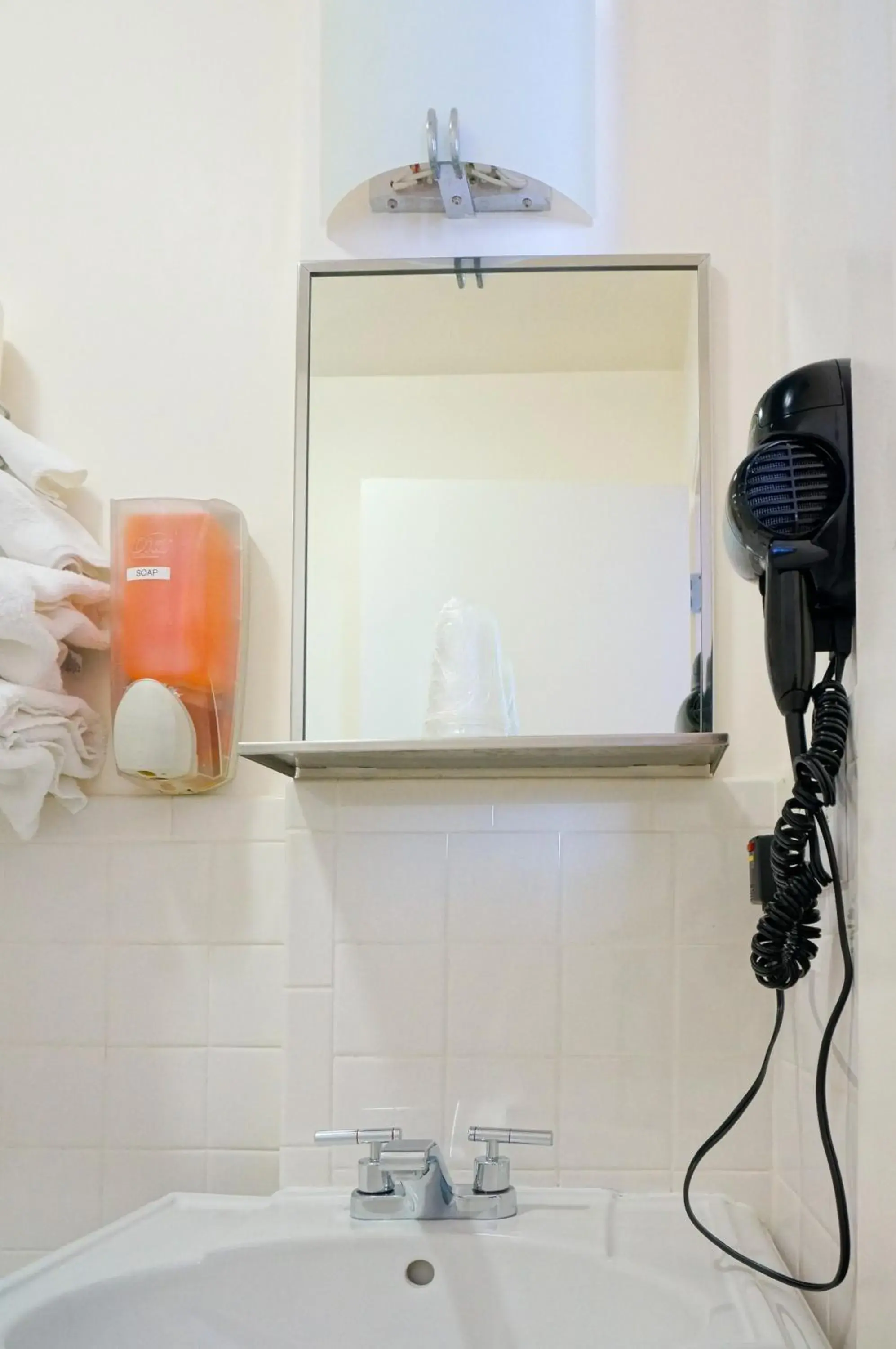 Queen Room with Shared Bathroom in Herbert Hotel Queen Room with Shared Bathroom in Herbert Hotel