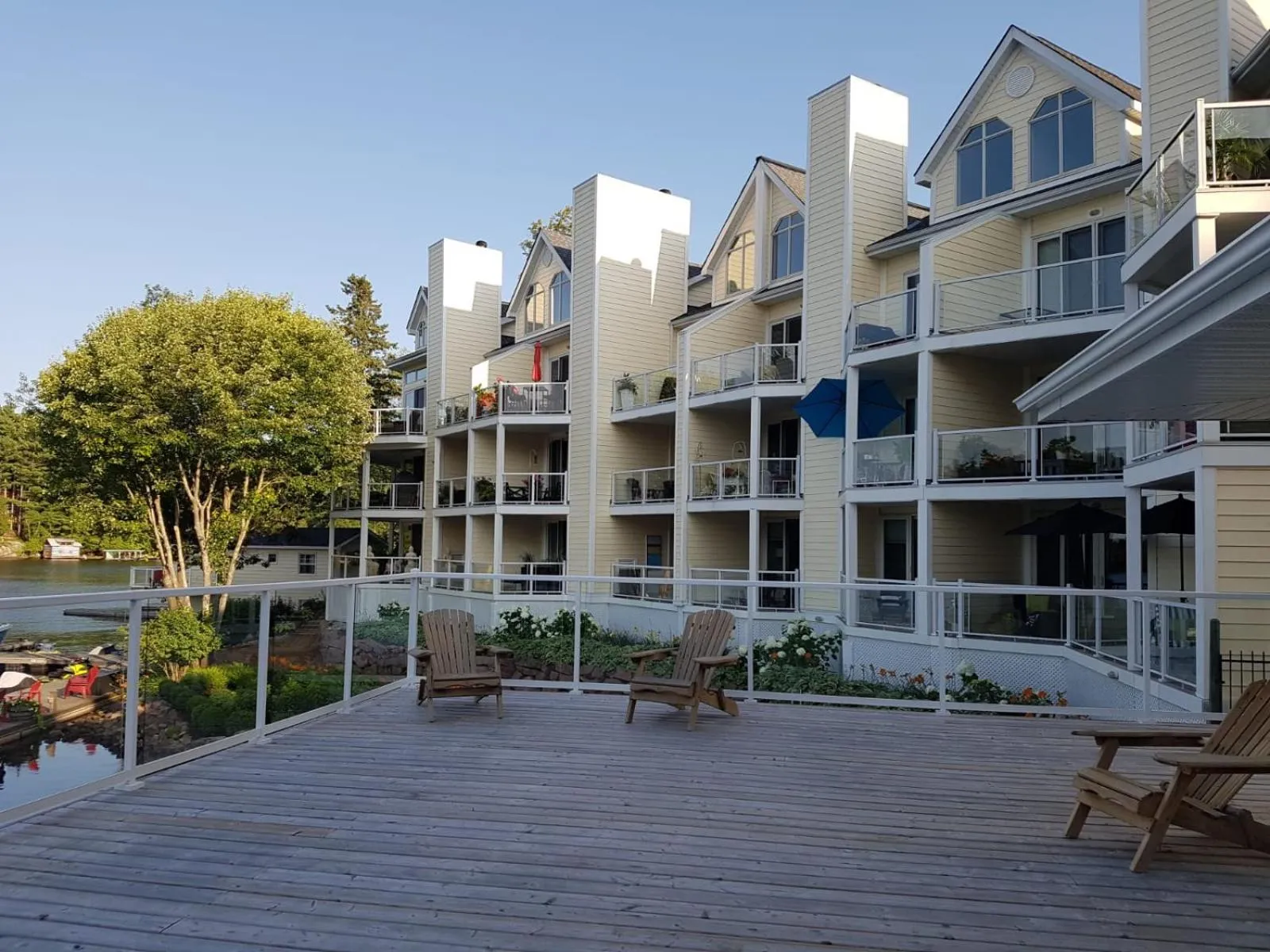 Muskoka Lakes Hotel and Resorts