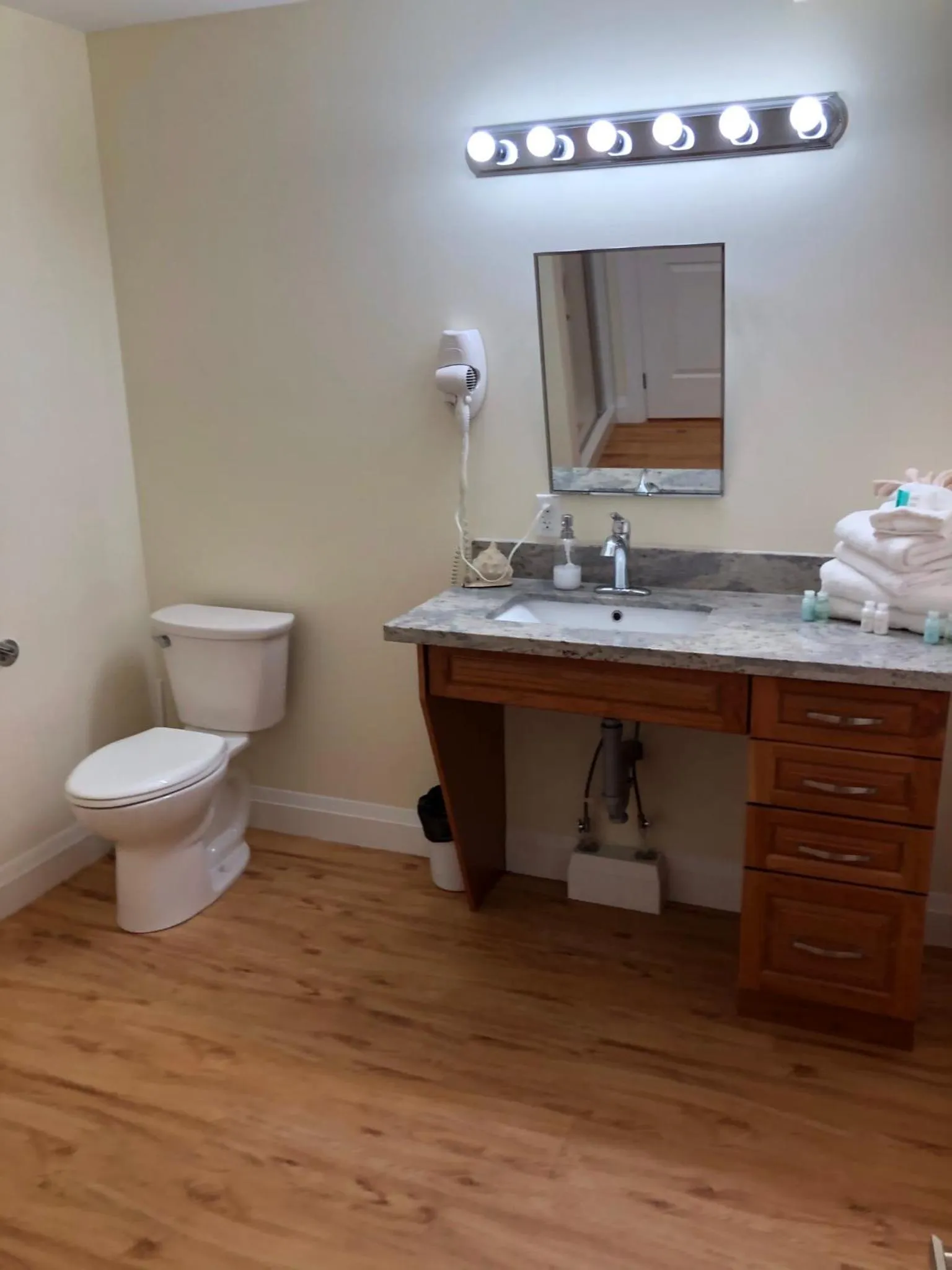 Muskoka Lakes Hotel and Resorts