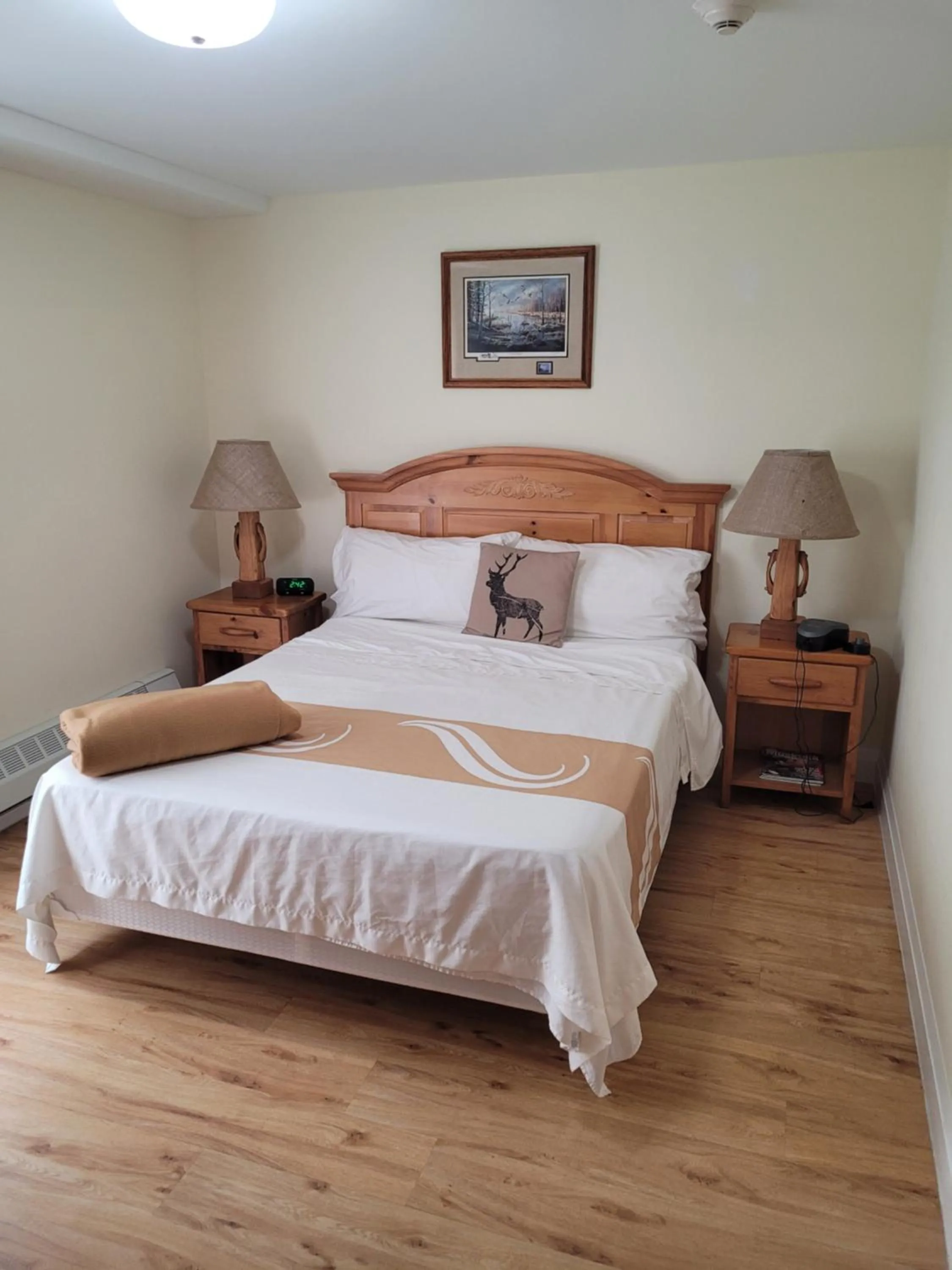 Bed in Muskoka Lakes Hotel and Resorts