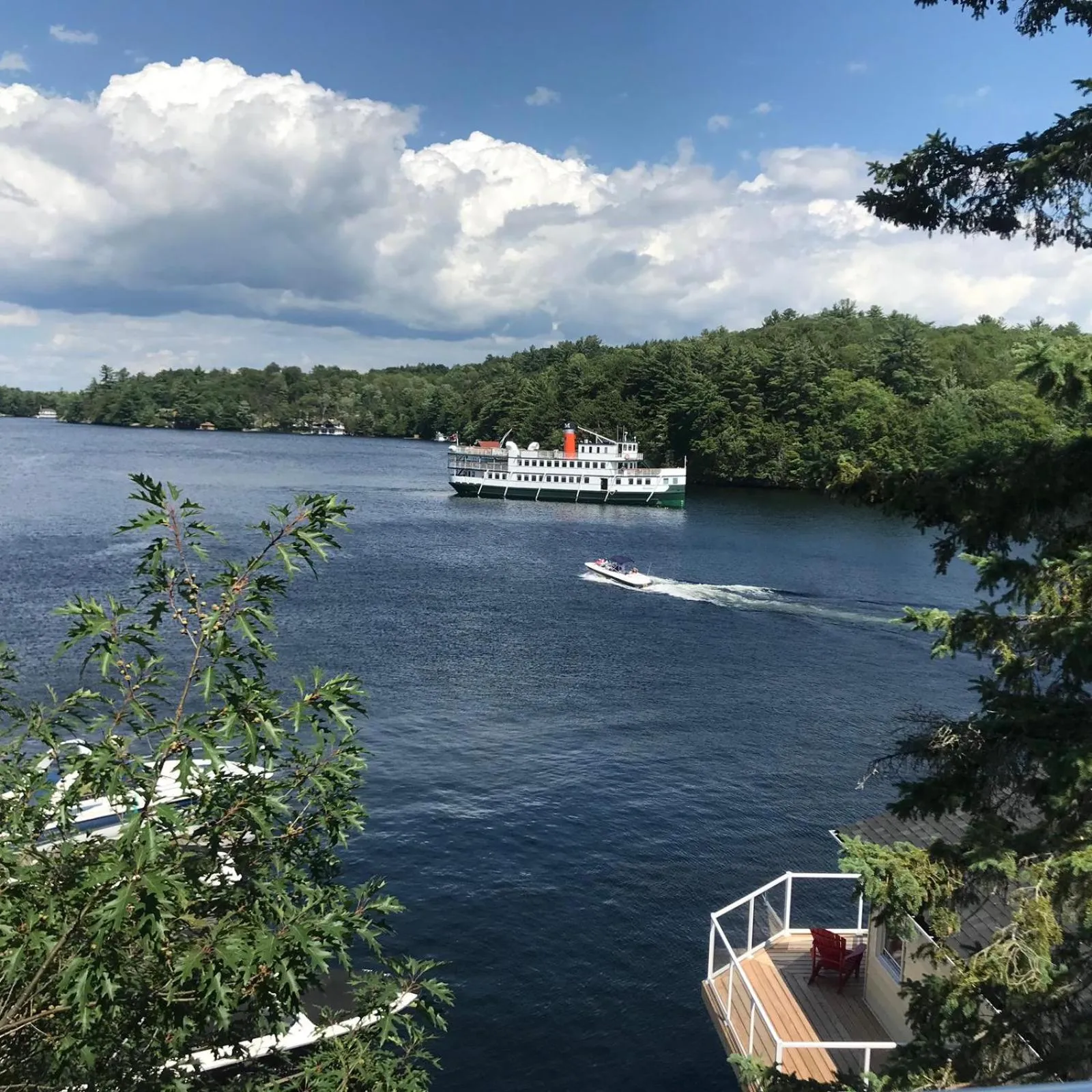 Muskoka Lakes Hotel and Resorts