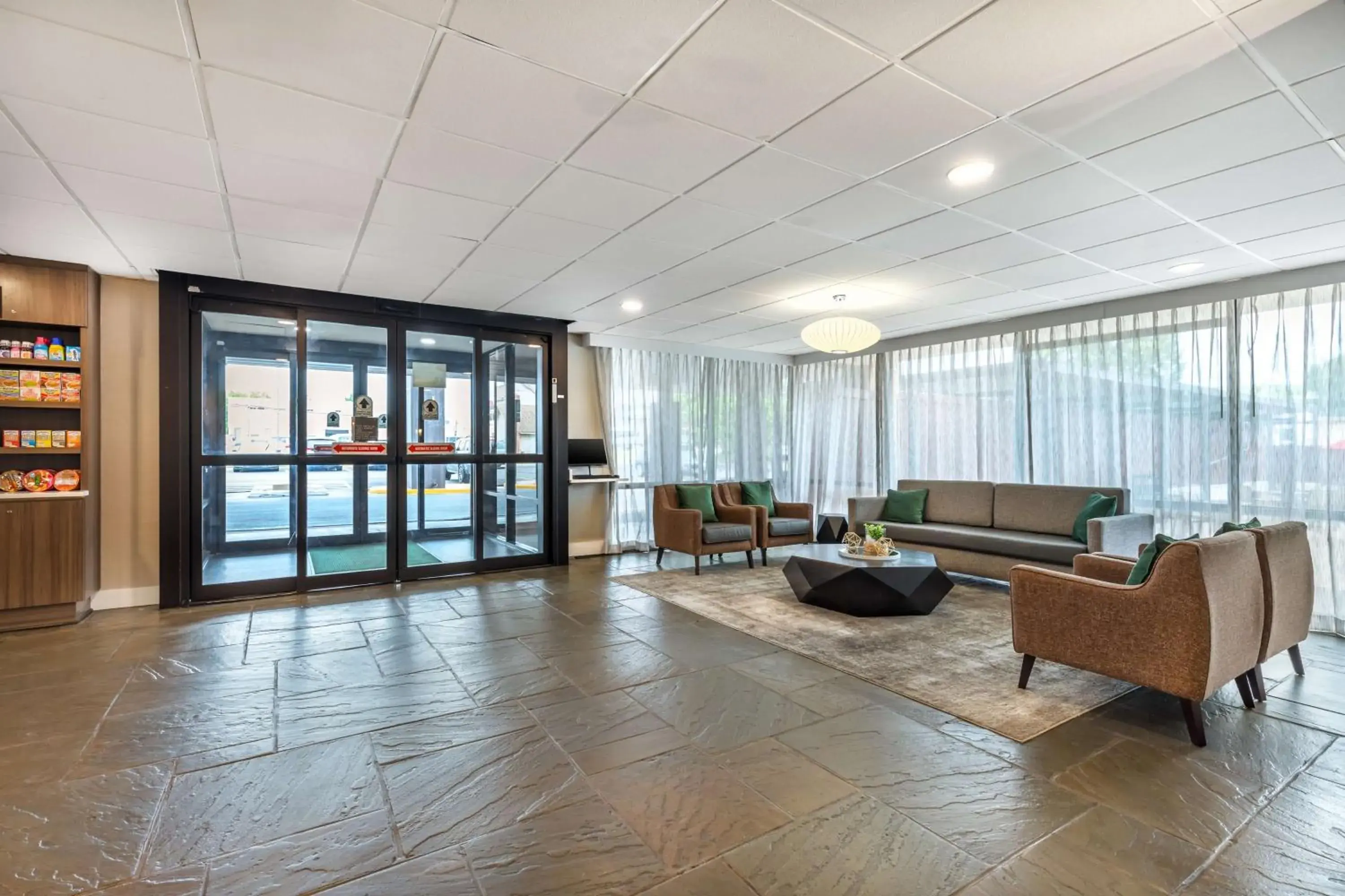Lobby or reception in Best Western Laurel Lobby or reception in Best Western Laurel