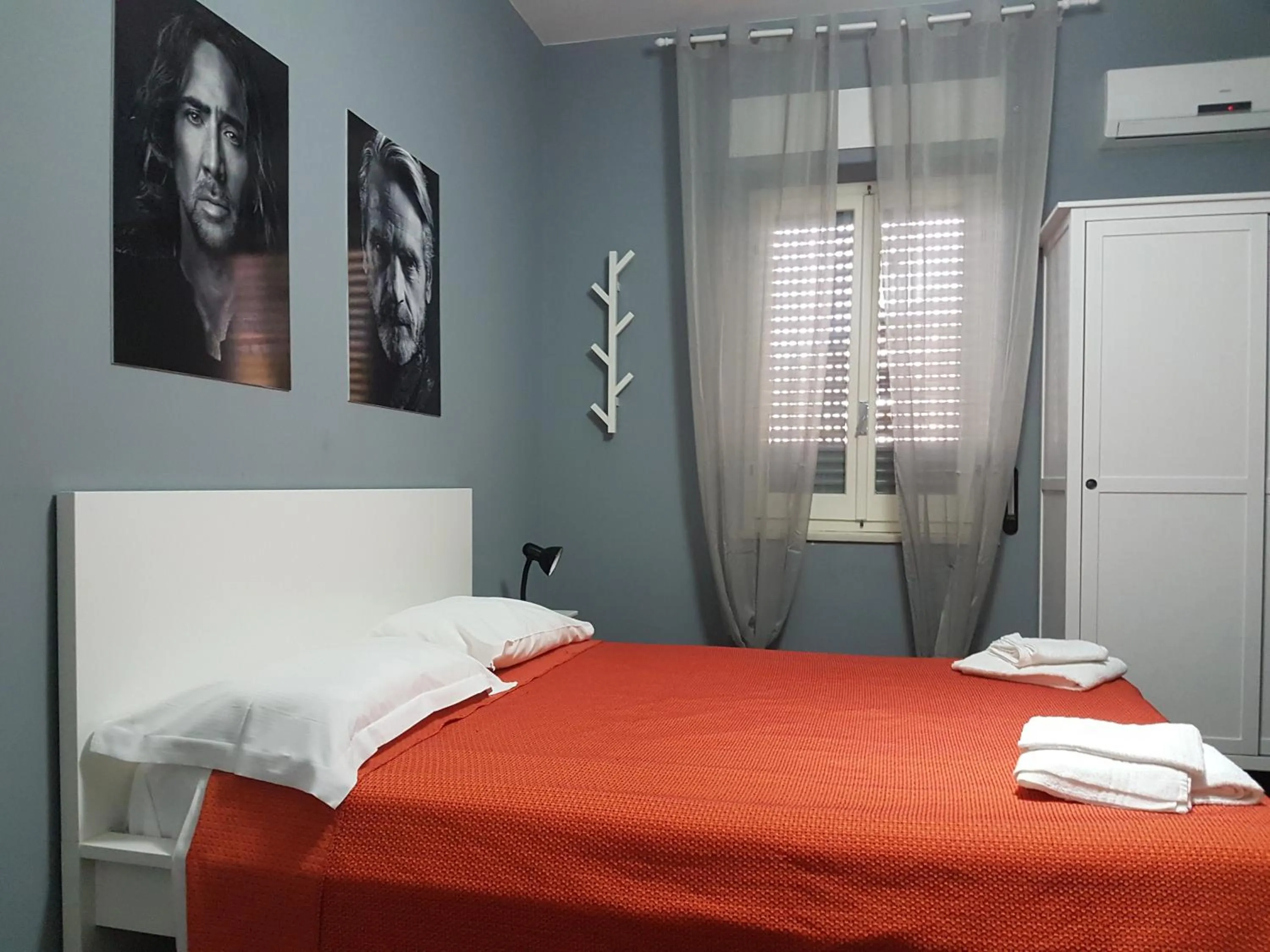Bed in B&B Colors