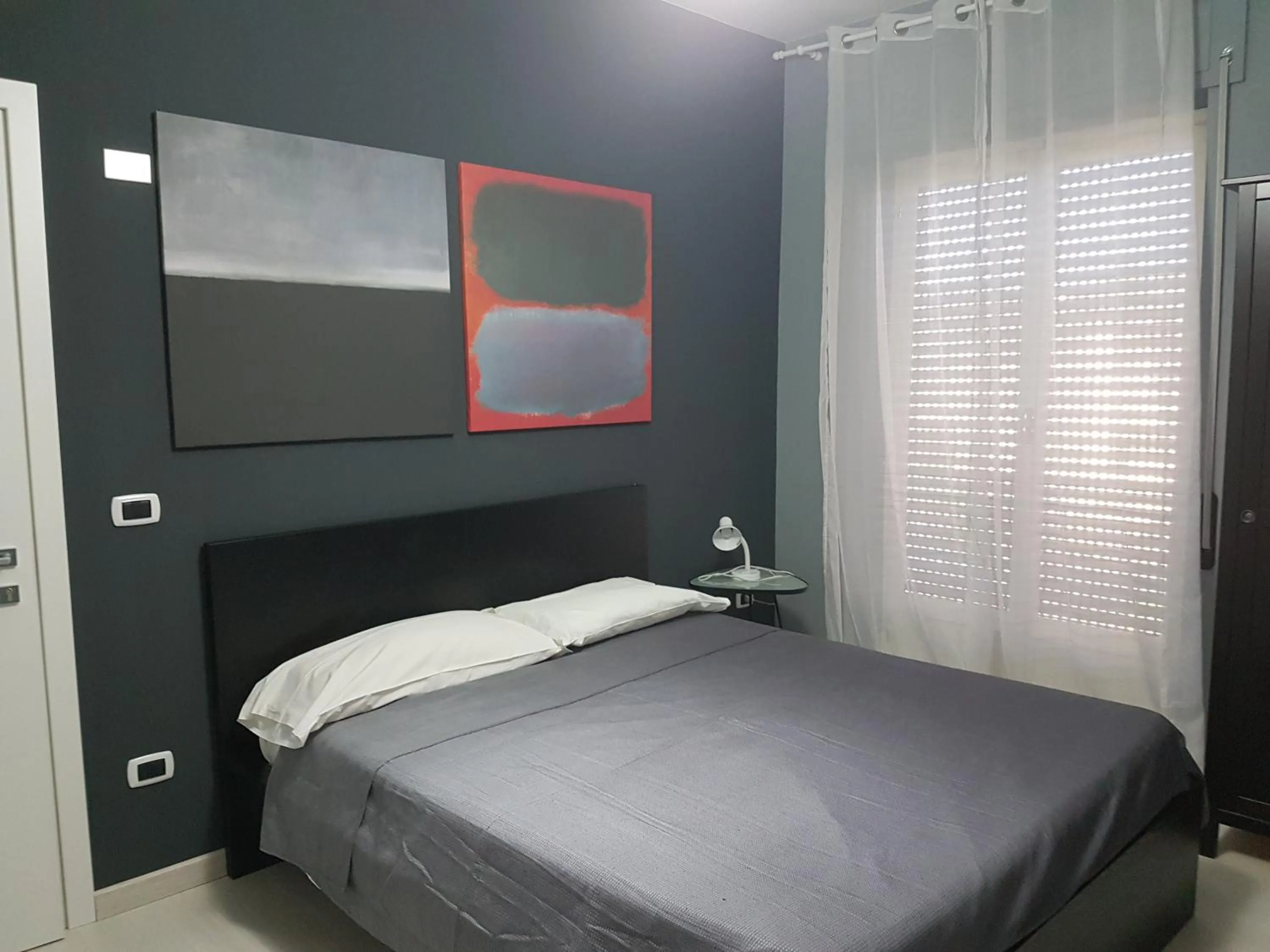 Bed in B&B Colors