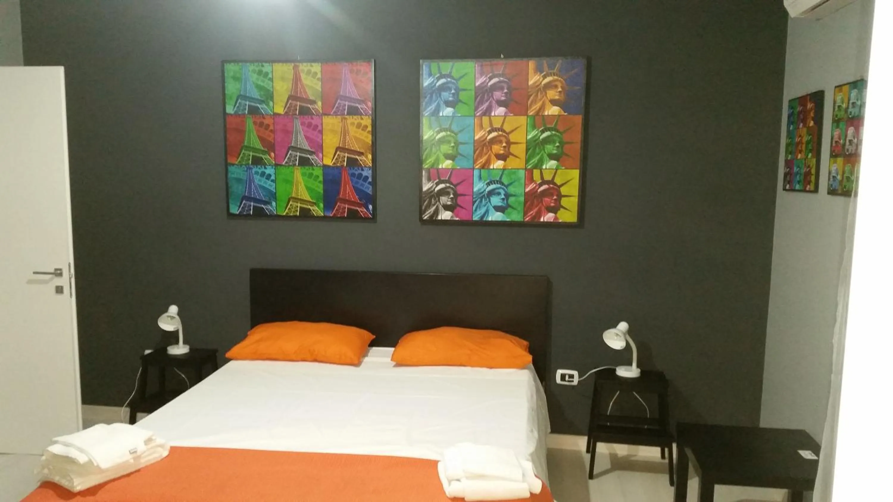 Bed in B&B Colors