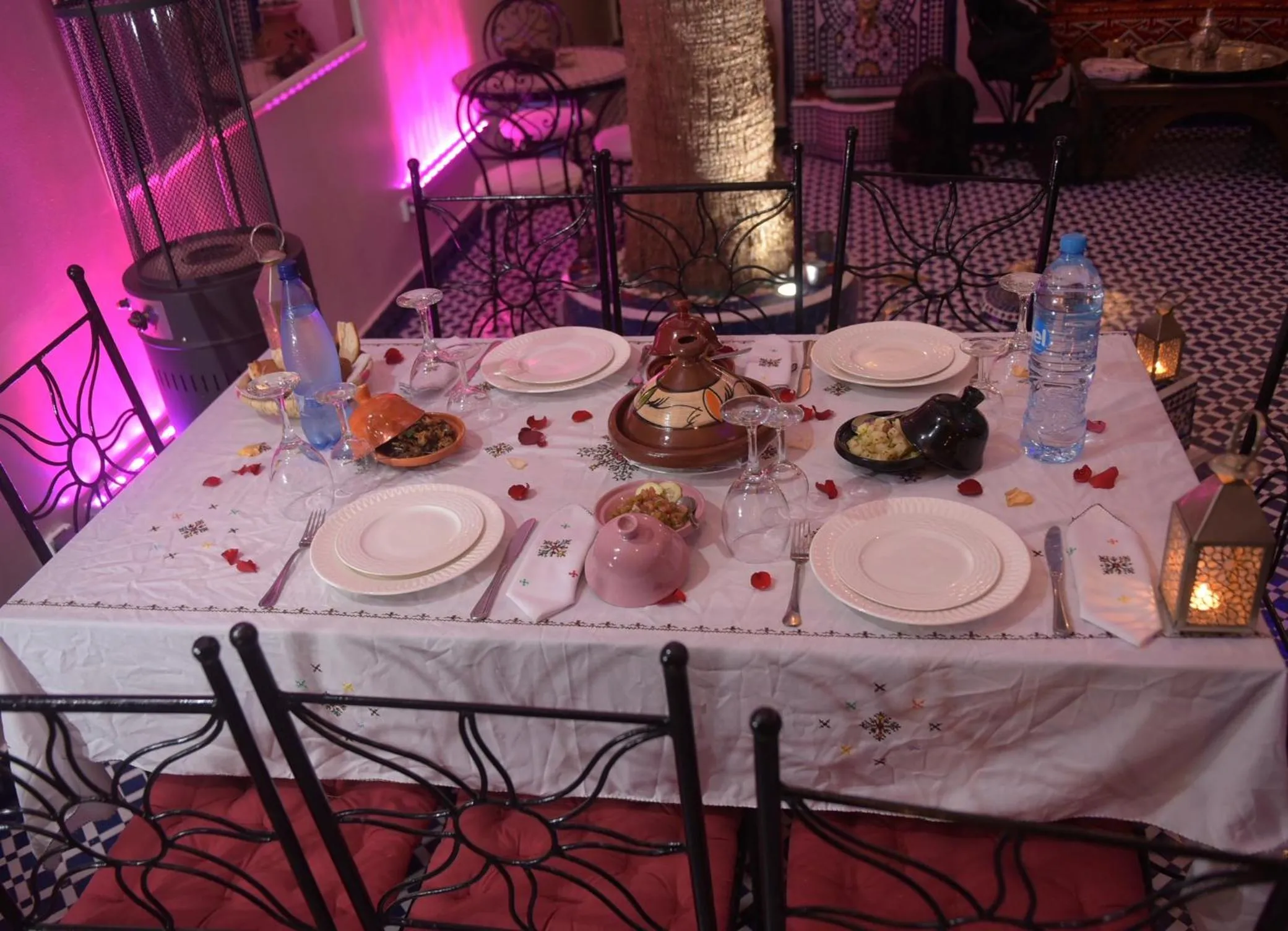 Restaurant/places to eat in Riad Lalla Merieme