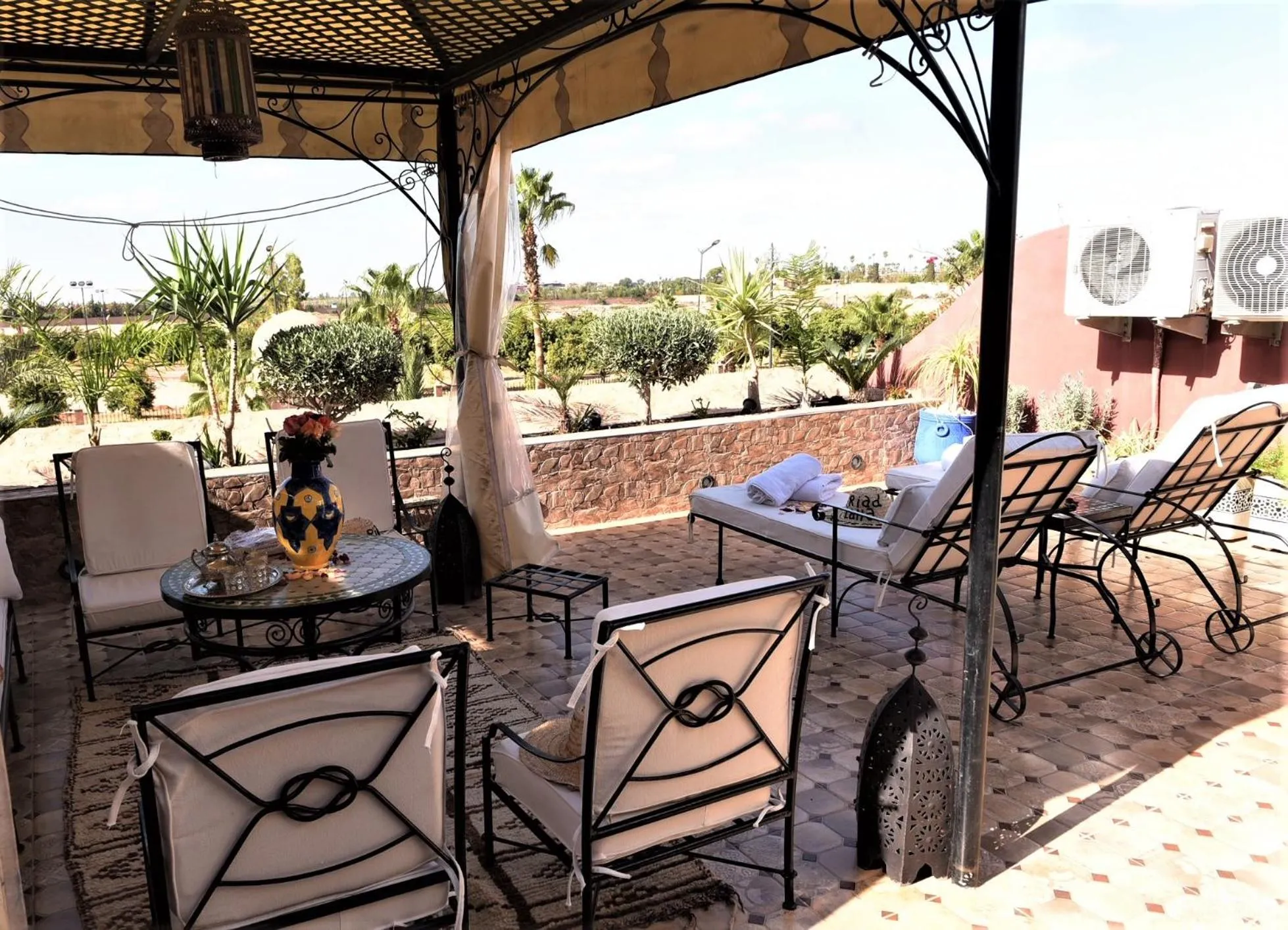 Day in Riad Lalla Merieme