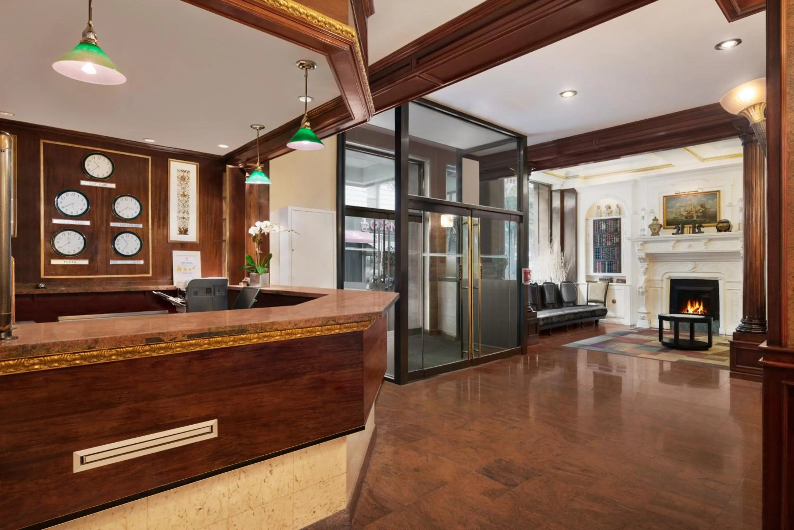 Lobby or reception in Night Hotel Broadway