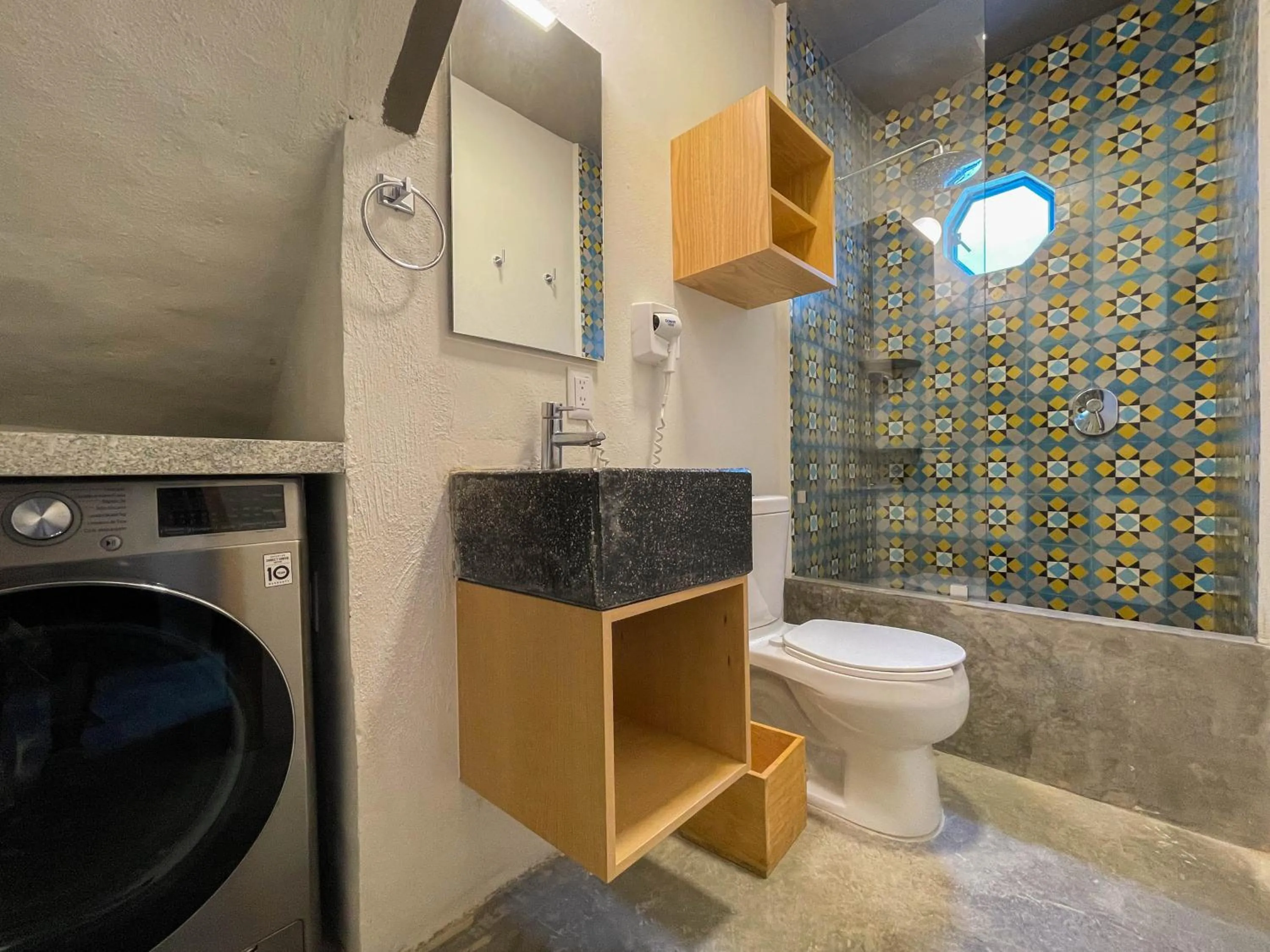 Bathroom in Casa Blanco by Barrio Mexico