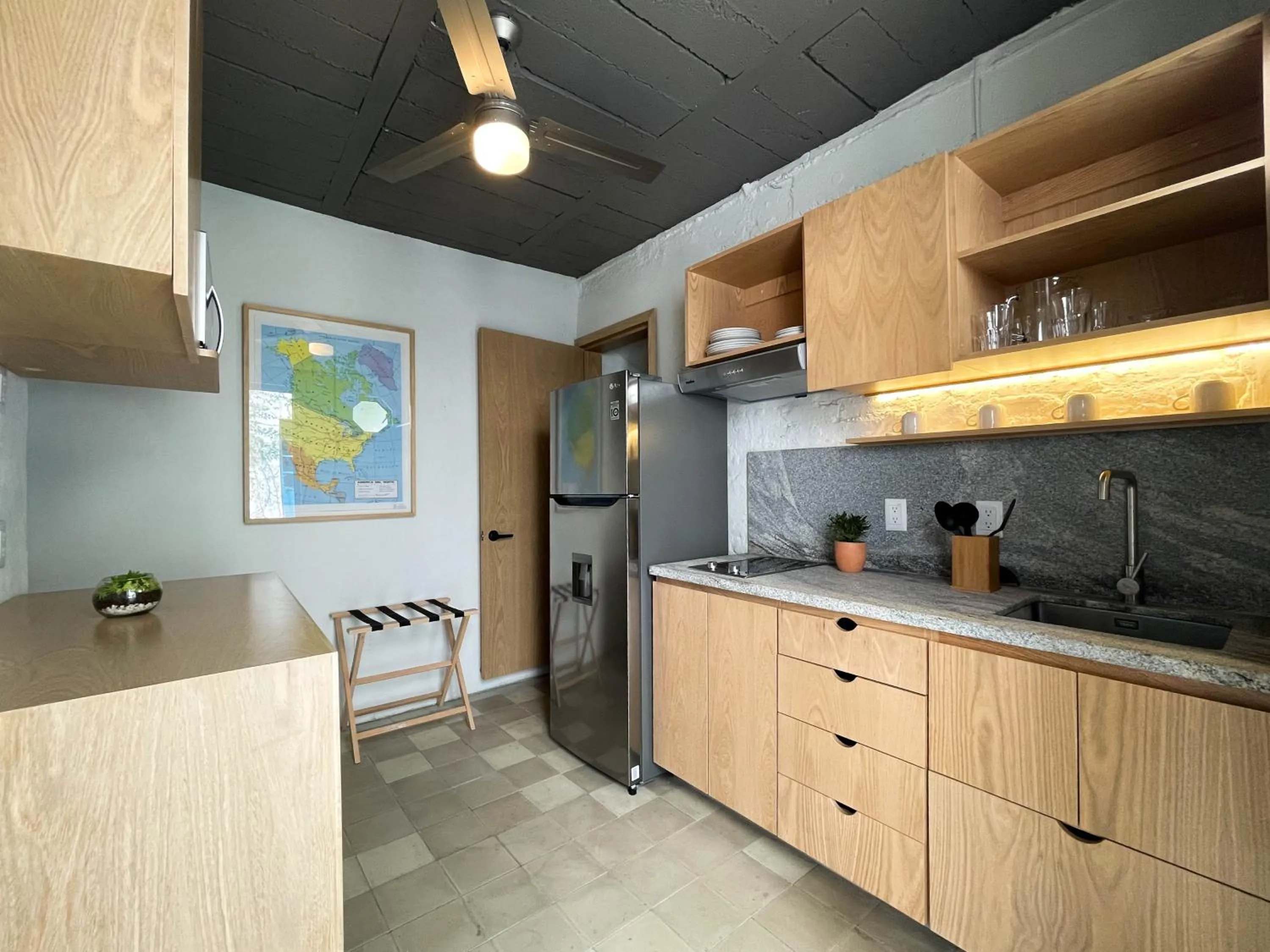 Kitchen or kitchenette in Casa Blanco by Barrio Mexico