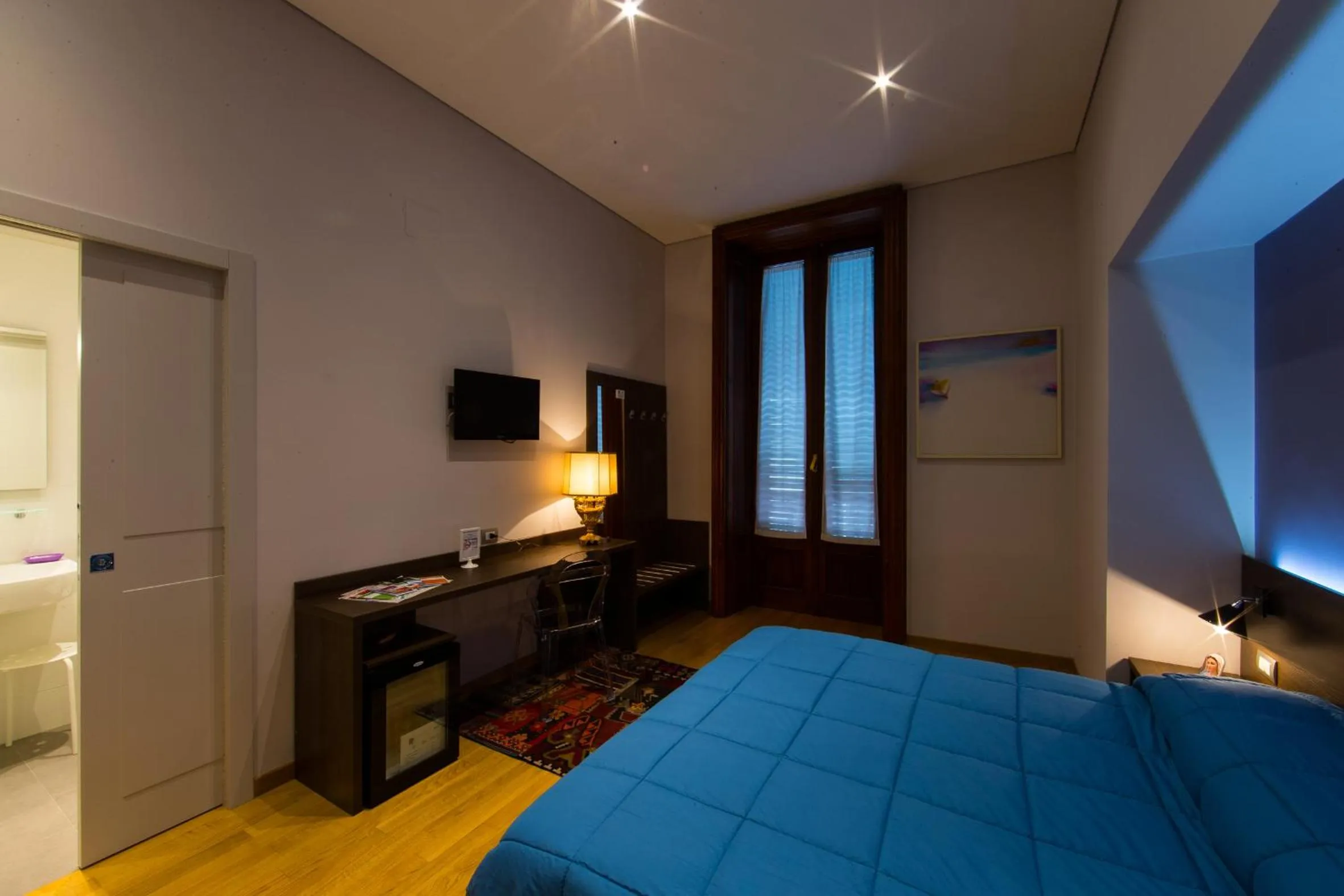 Photo of the whole room, Bed in Liddo Boutique hotel