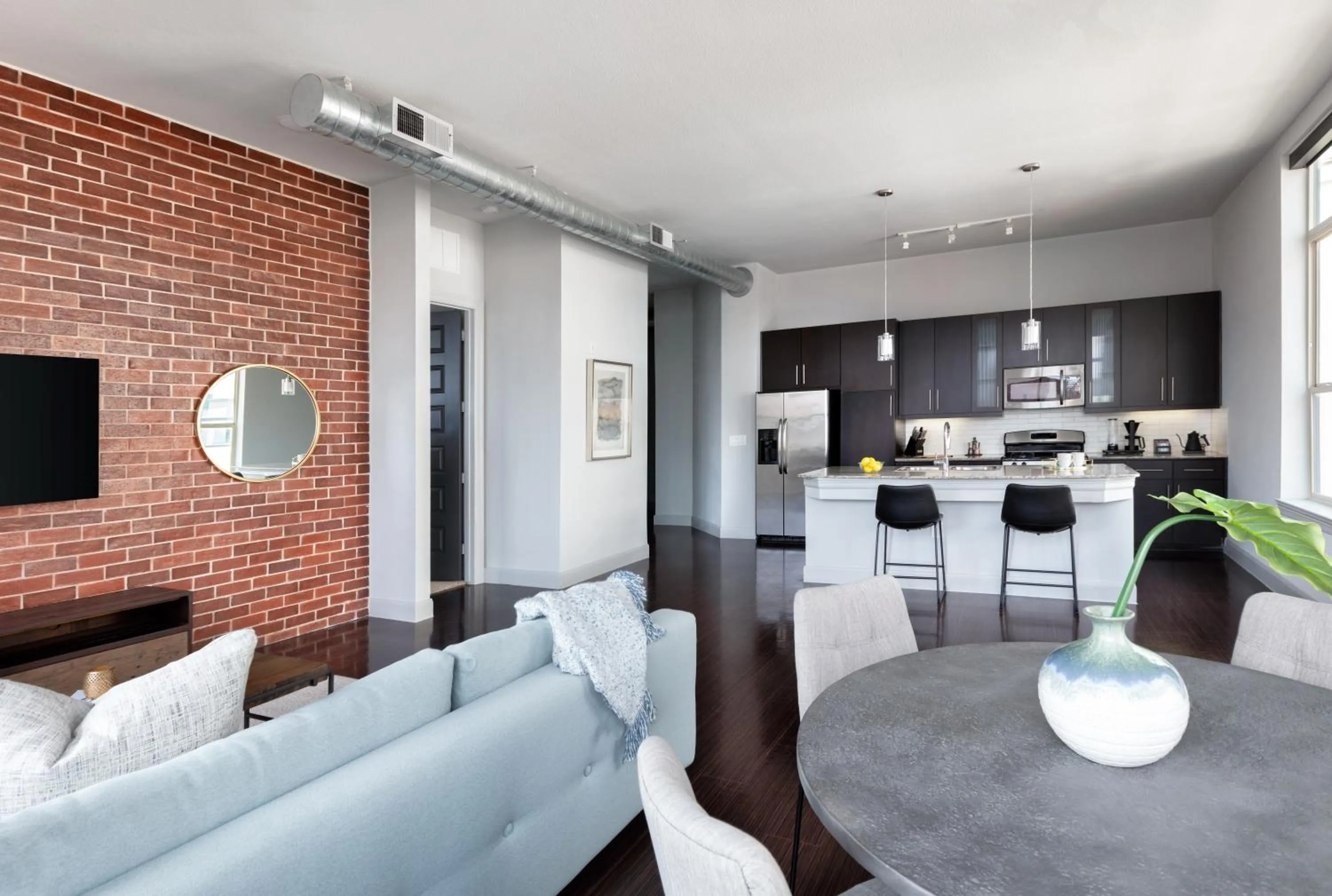 Living room in Locale at the Galleria - Houston