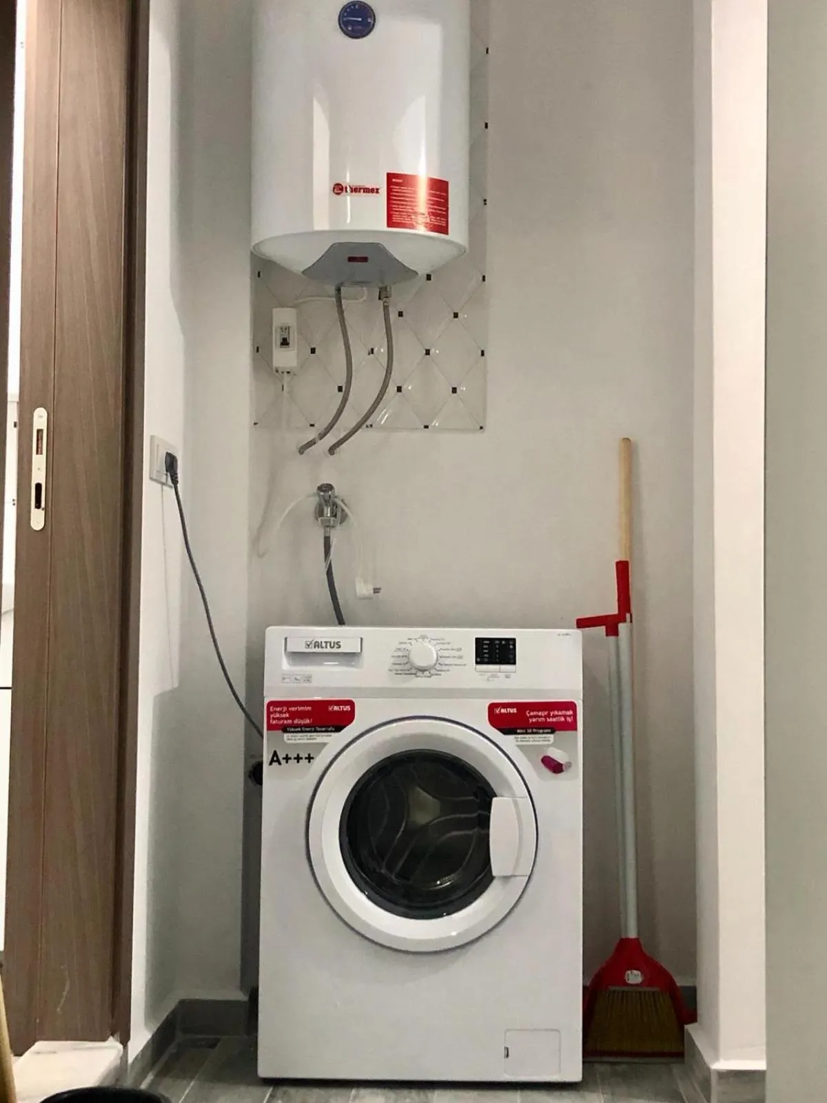 dryer in ÇİÇEK APART OTEL