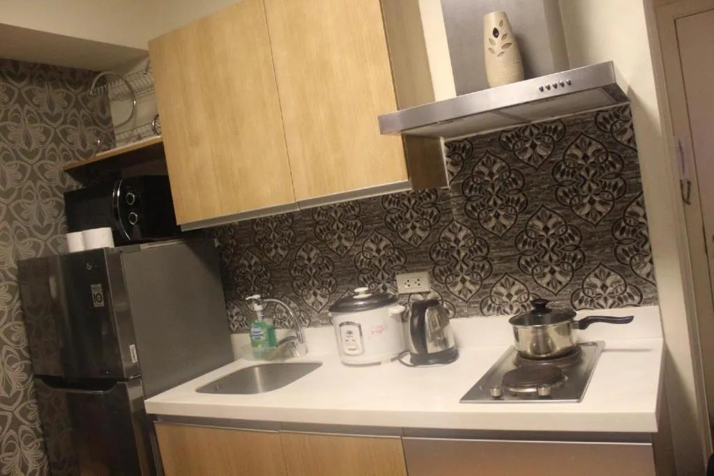 Azure C2 Balcony wifi Near Mall Airport MULTIPLE UNITS