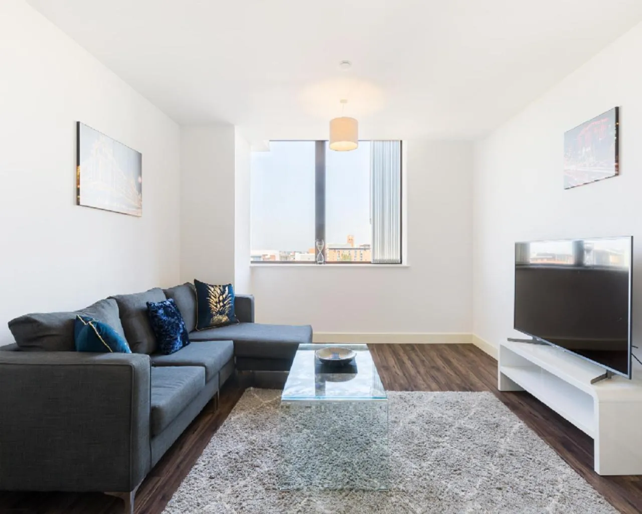 Living room in KCS Luxury Apartment - Broad Street Birmingham