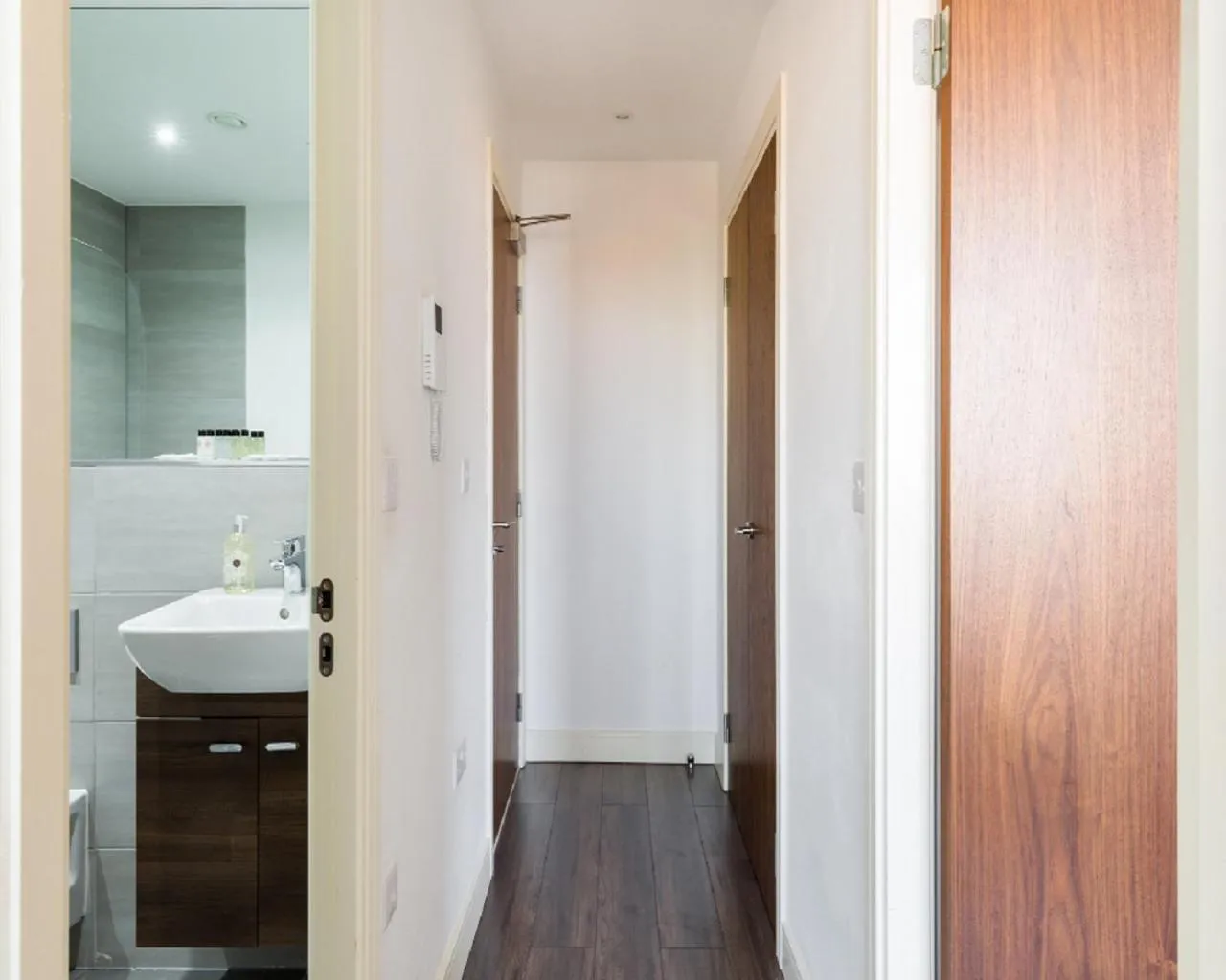 Bathroom in KCS Luxury Apartment - Broad Street Birmingham