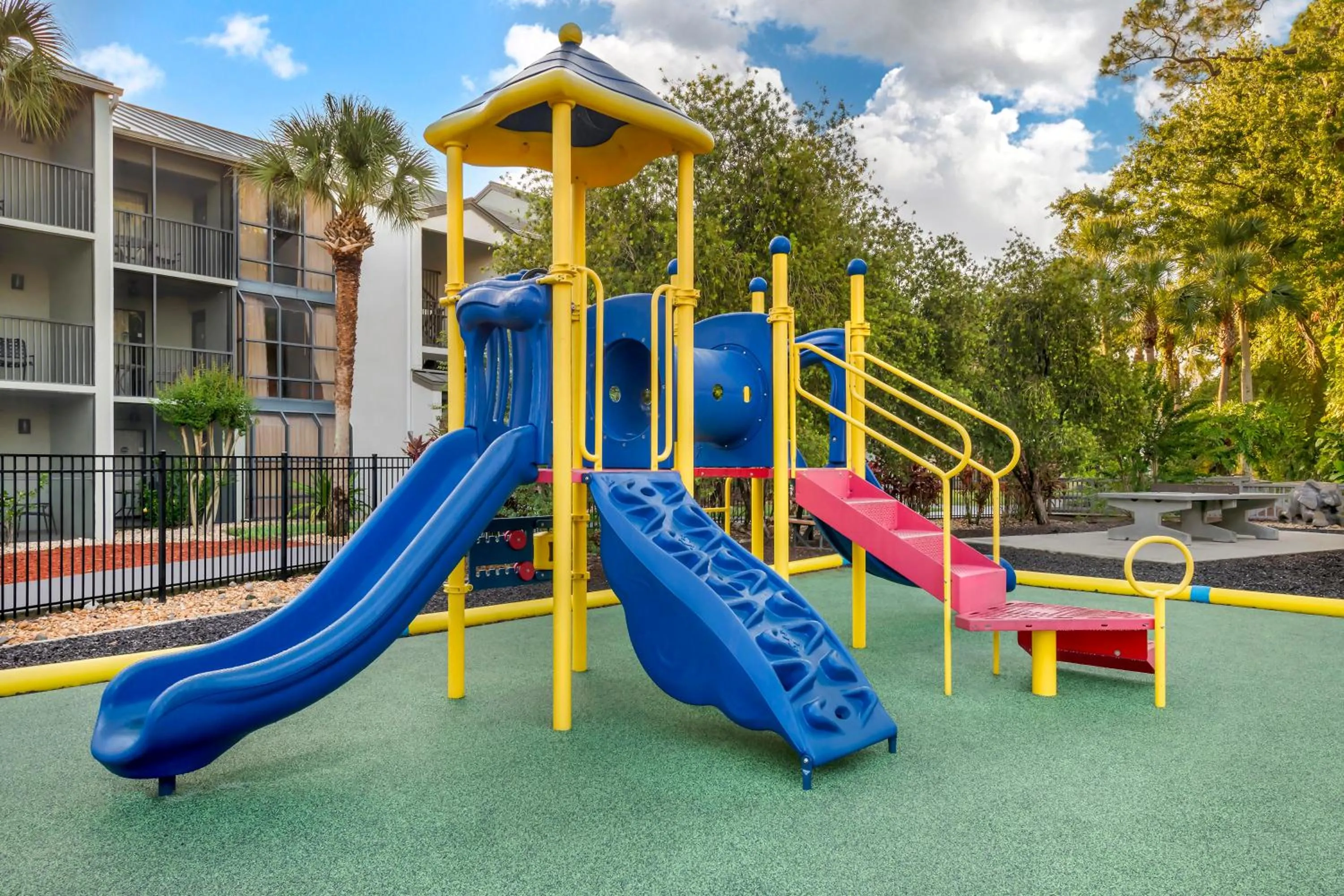 Children play ground in Parkway International Resort