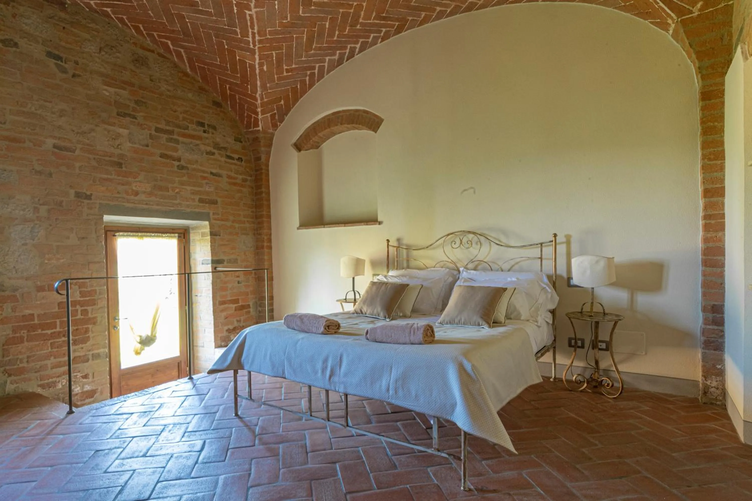Photo of the whole room, Bed in Tenuta Di Sticciano