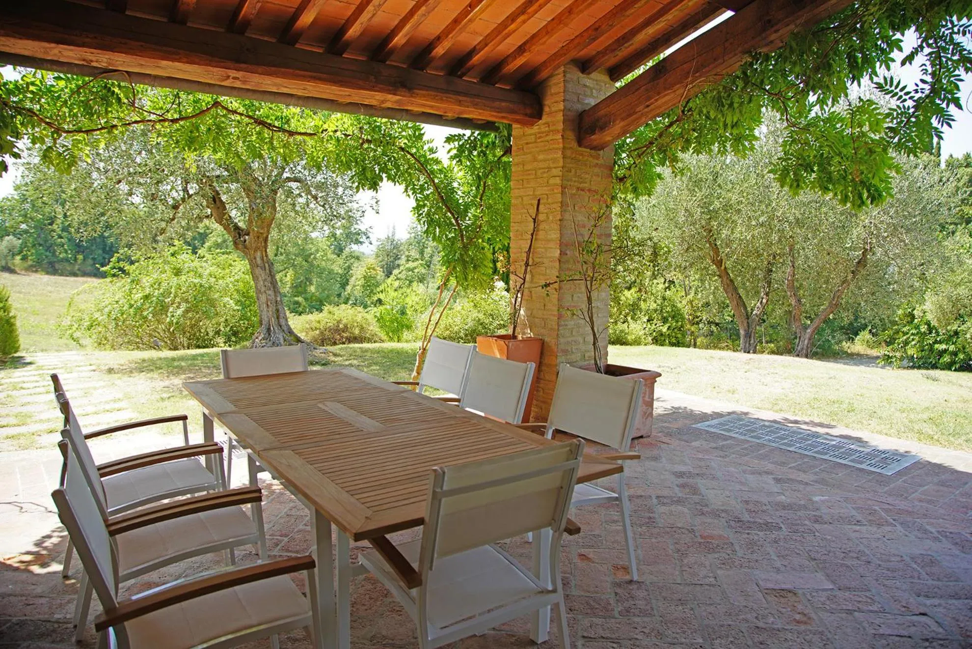 Property building in Tenuta Di Sticciano