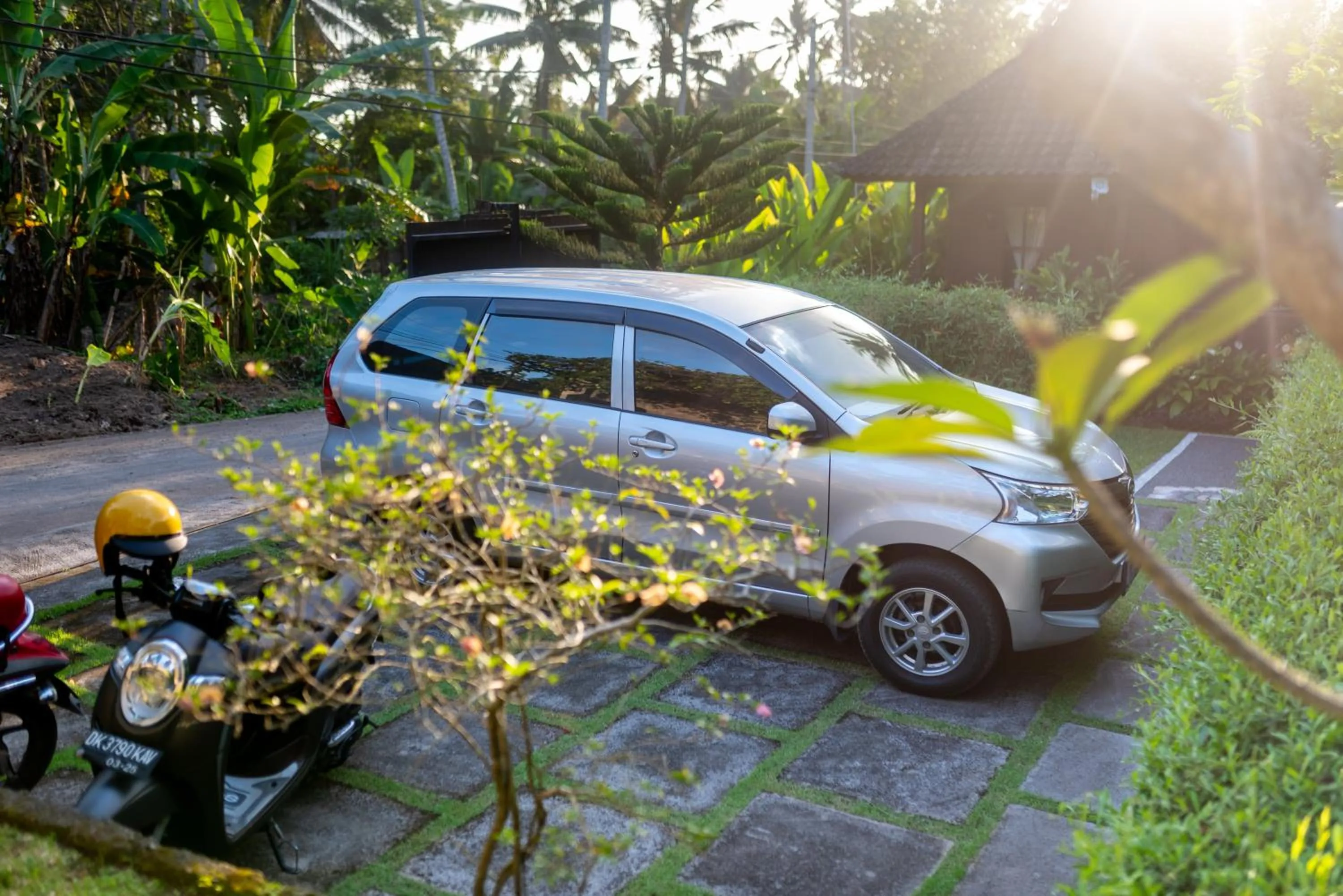 Parking in Villa Waturenggong Ubud