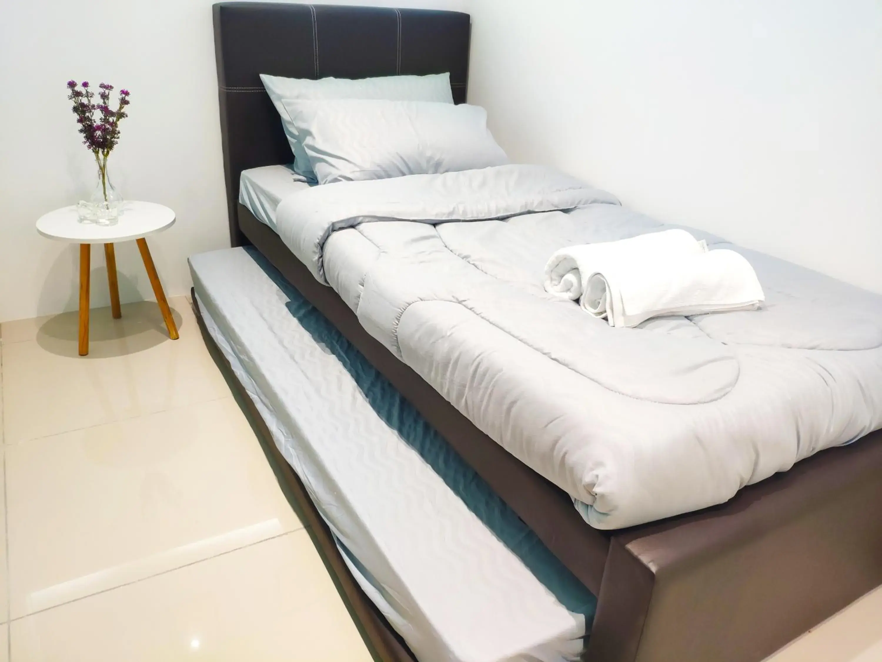 Bedroom, Bed in 5-Star Apartment + Infinity Pool, 4 pax, 1 min to Jaya One Bedroom, Bed in 5-Star Apartment + Infinity Pool, 4 pax, 1 min to Jaya One