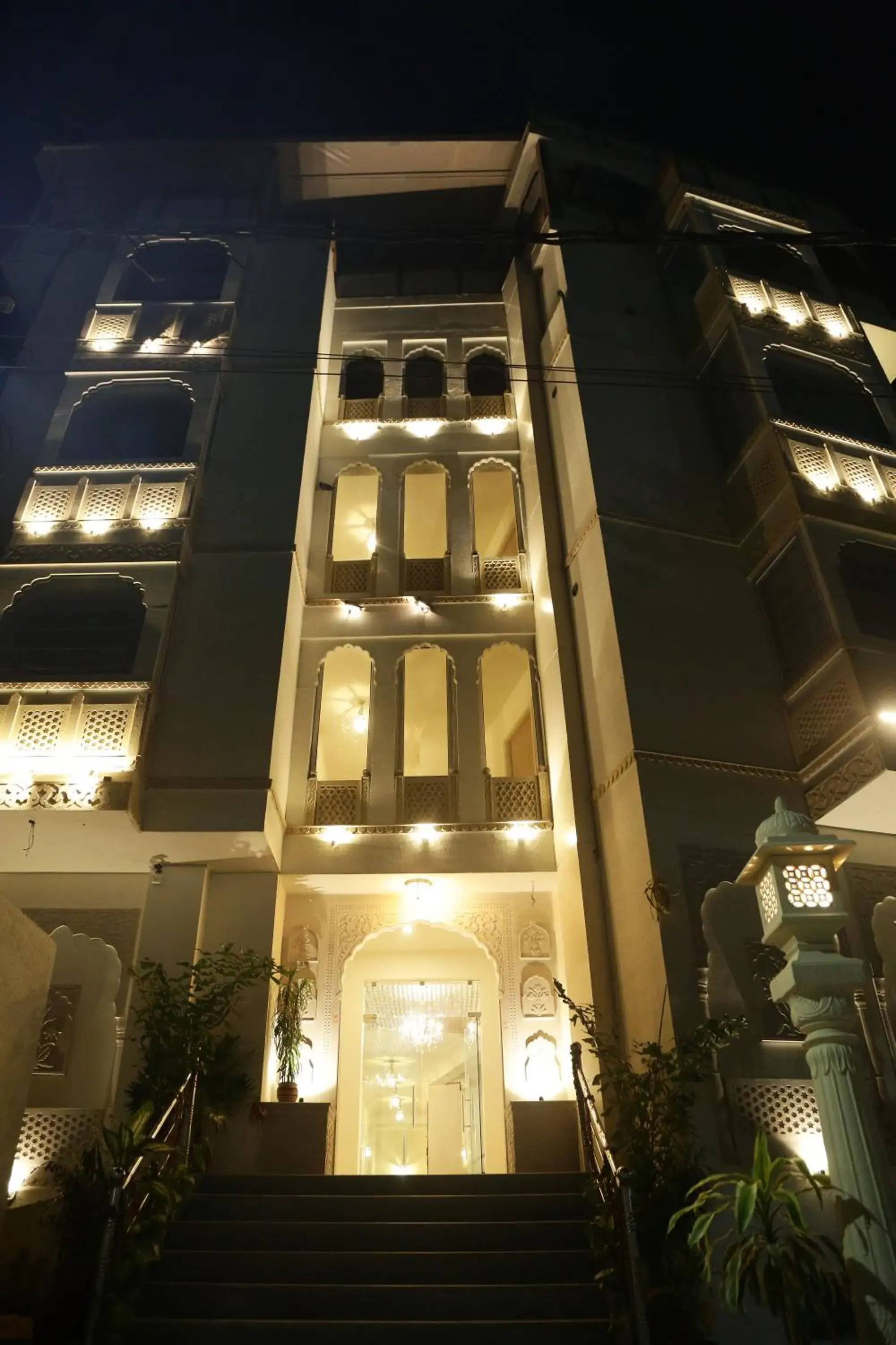 Property building in Hotel Ratangarh Palace Property building in Hotel Ratangarh Palace