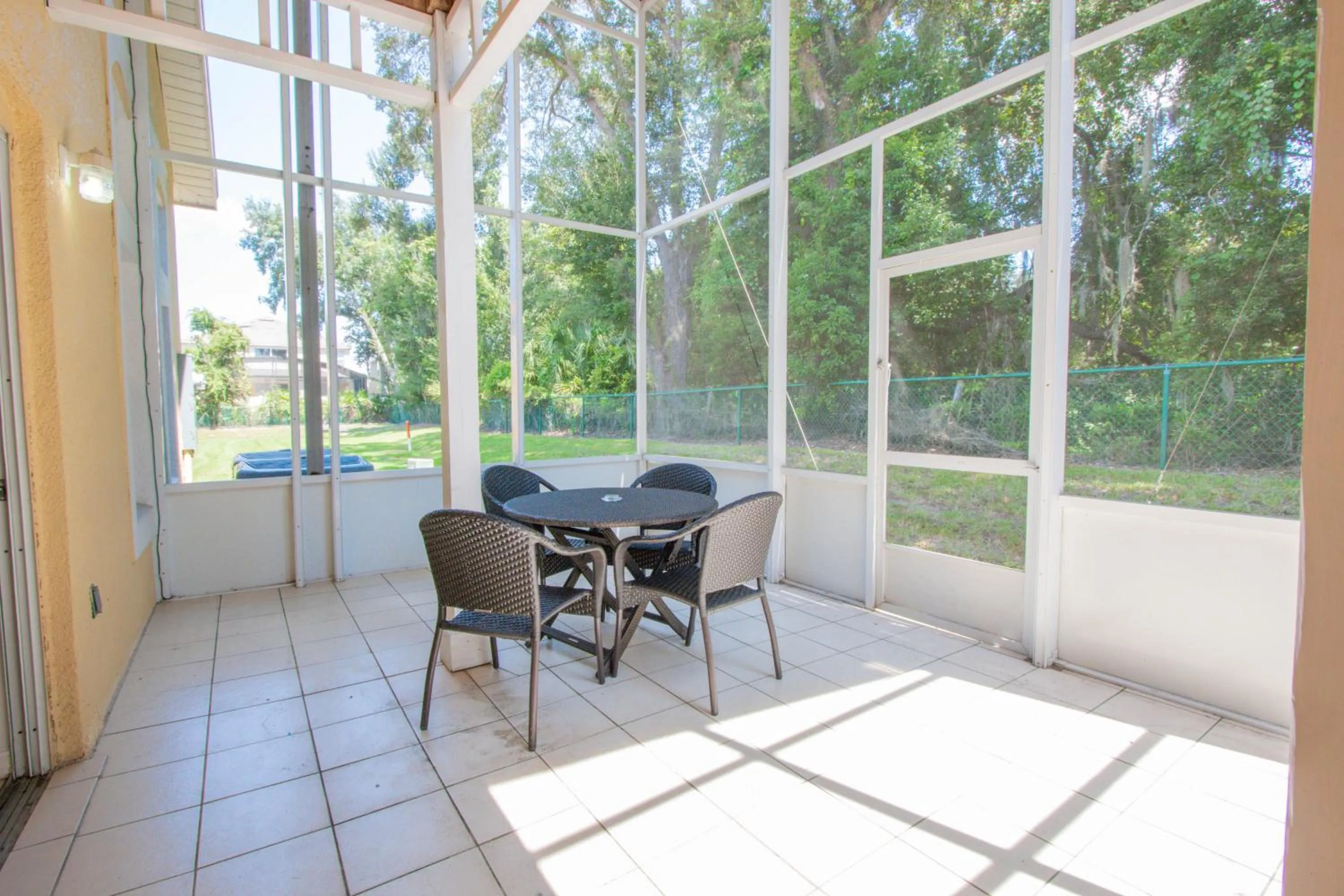 Patio in Berkley Lake Townhomes