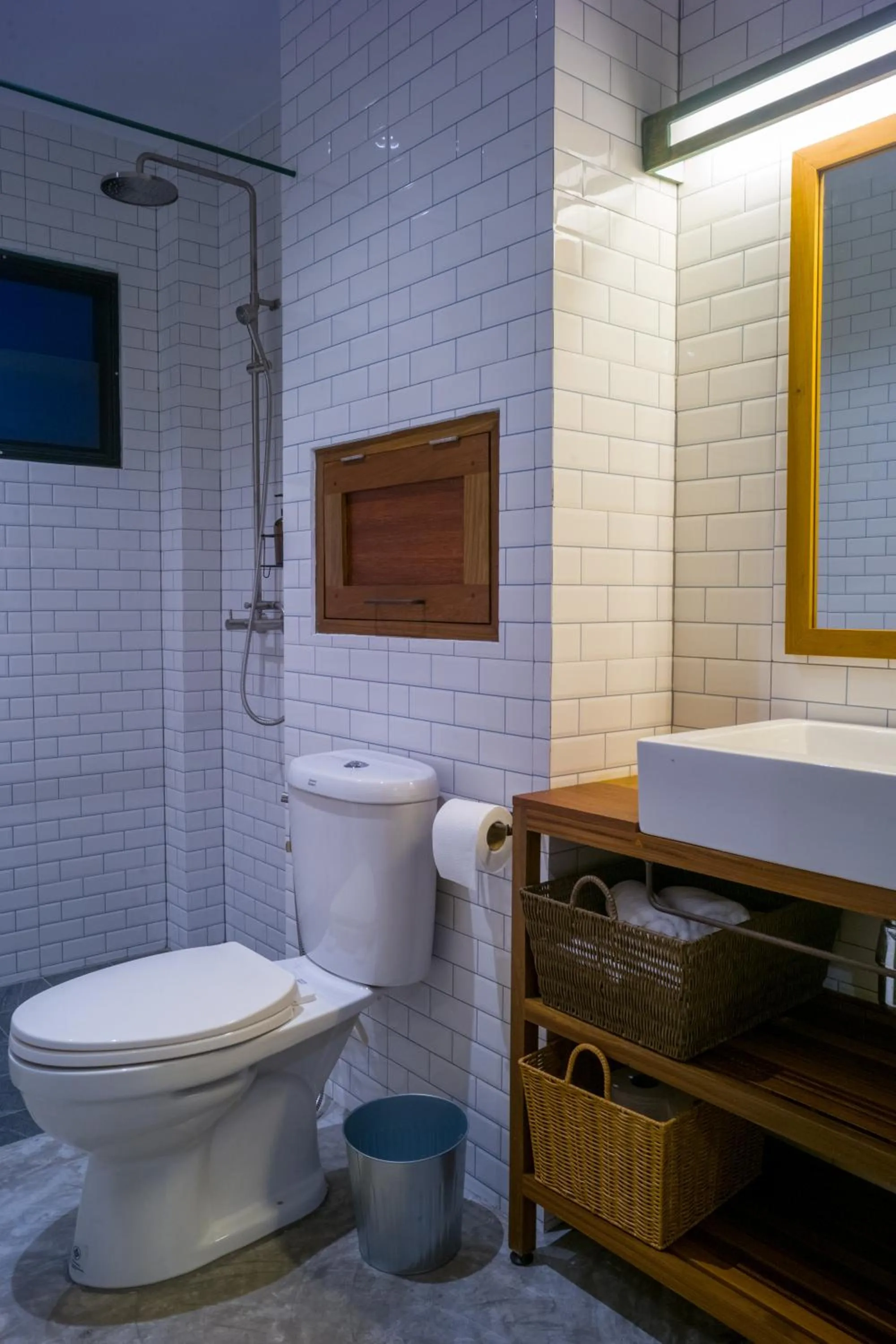 Toilet in Big Tree Boutique Hotel