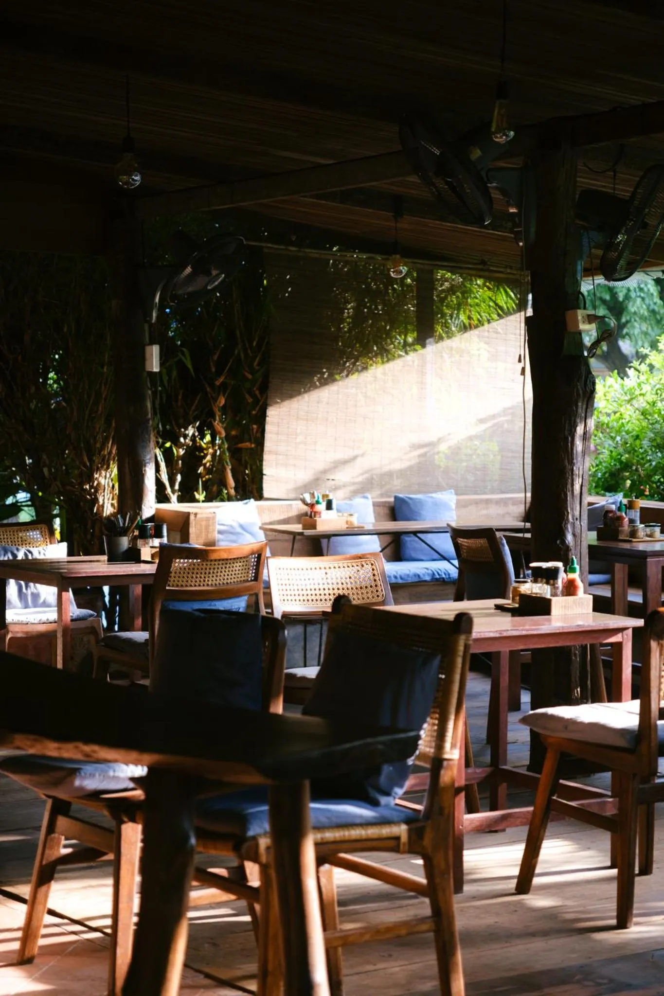 Restaurant/places to eat in Big Tree Boutique Hotel