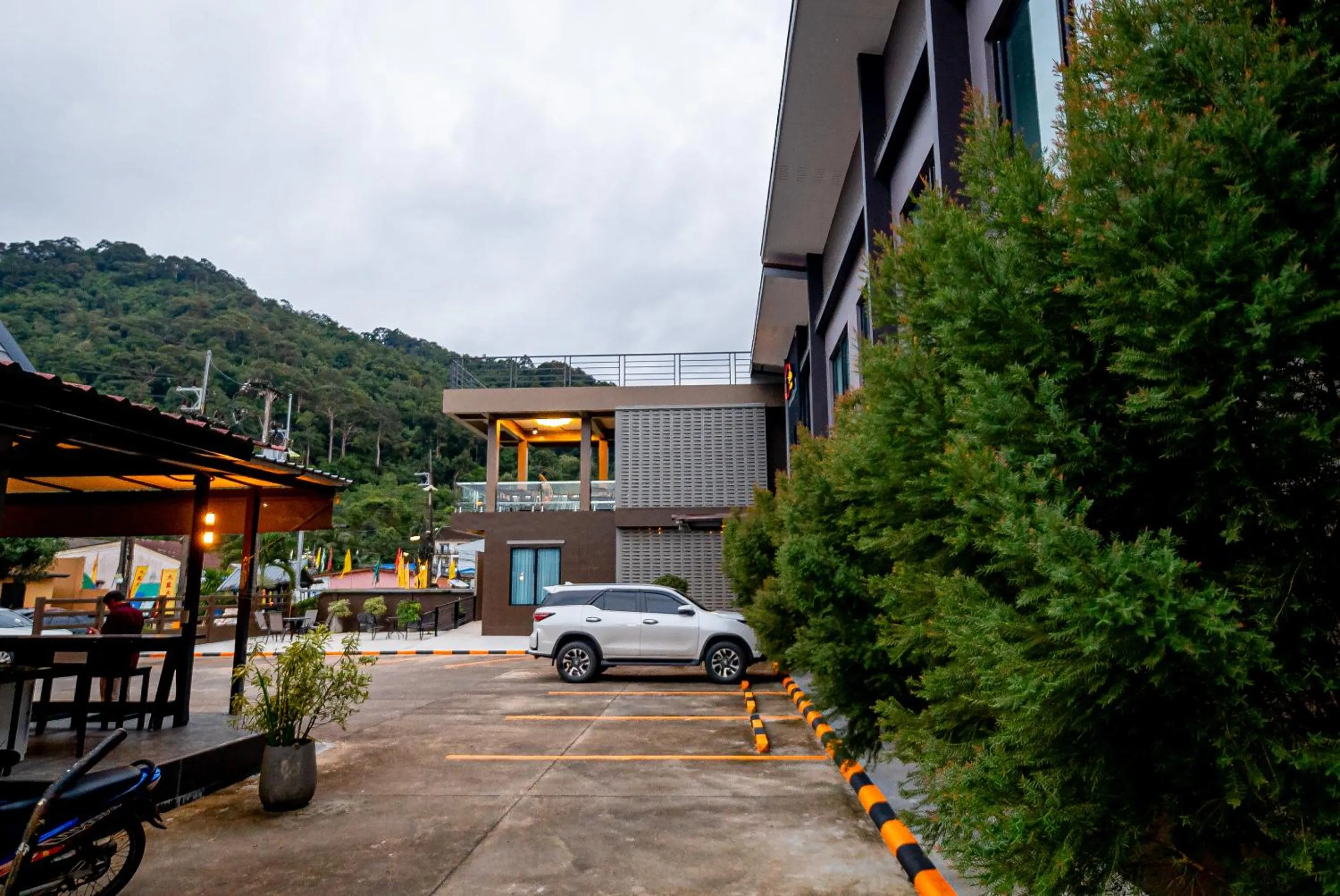 Parking in TOBEDzZ HOTEL