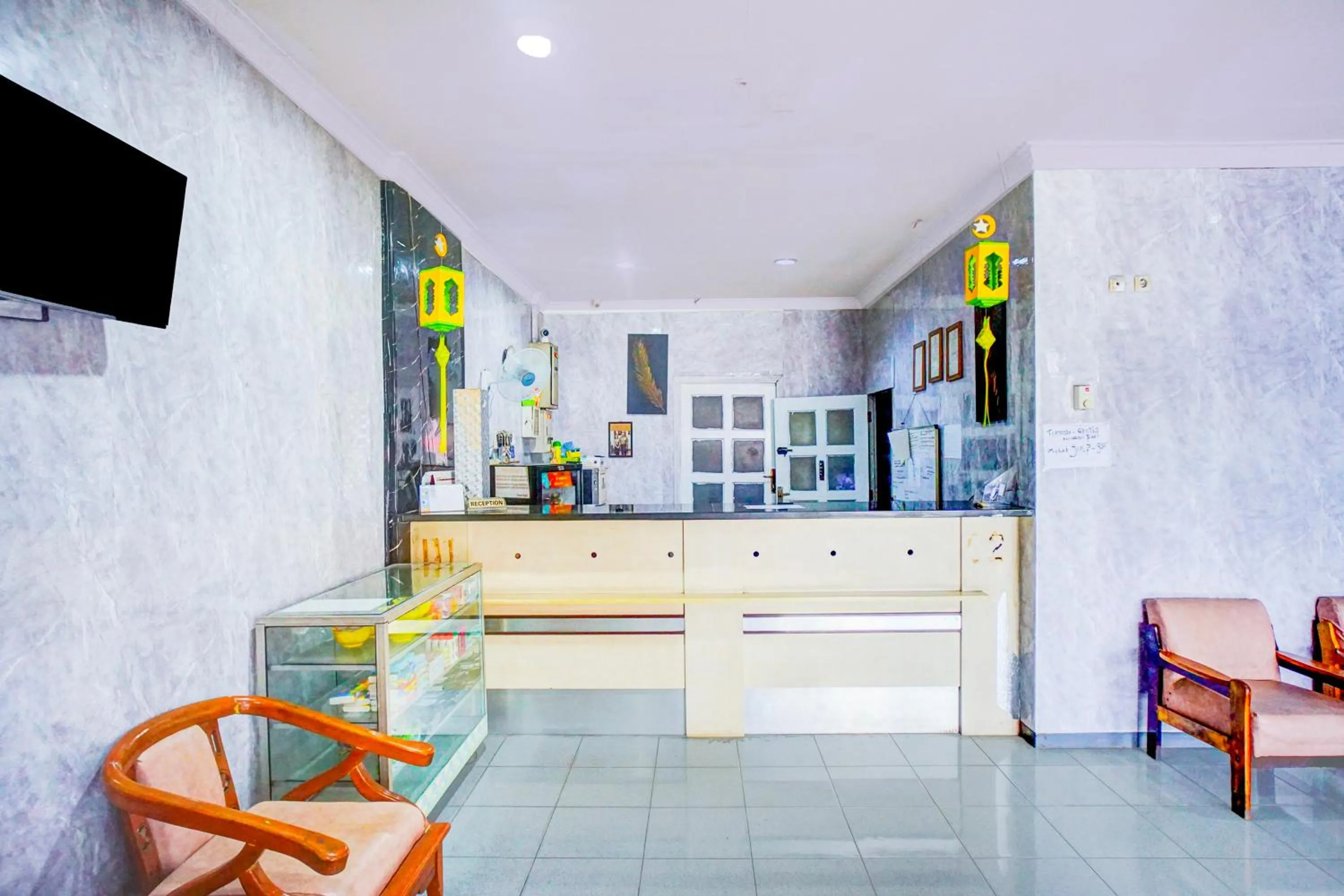 Lobby or reception in Hotel O Asyaffirah Near Masjid Raya Al Mashun SM Raja Medan