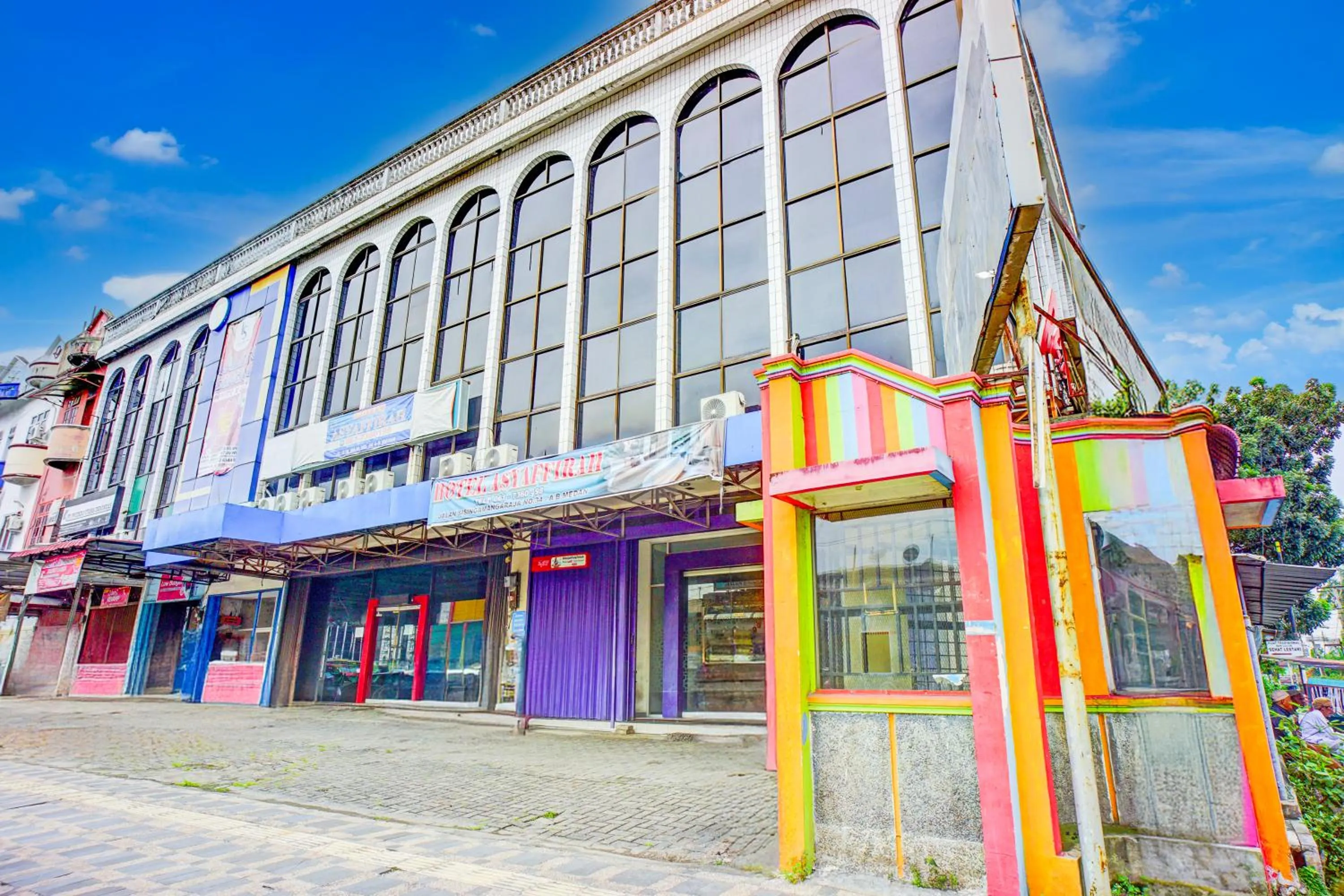 Property building in Hotel O Asyaffirah Near Masjid Raya Al Mashun SM Raja Medan
