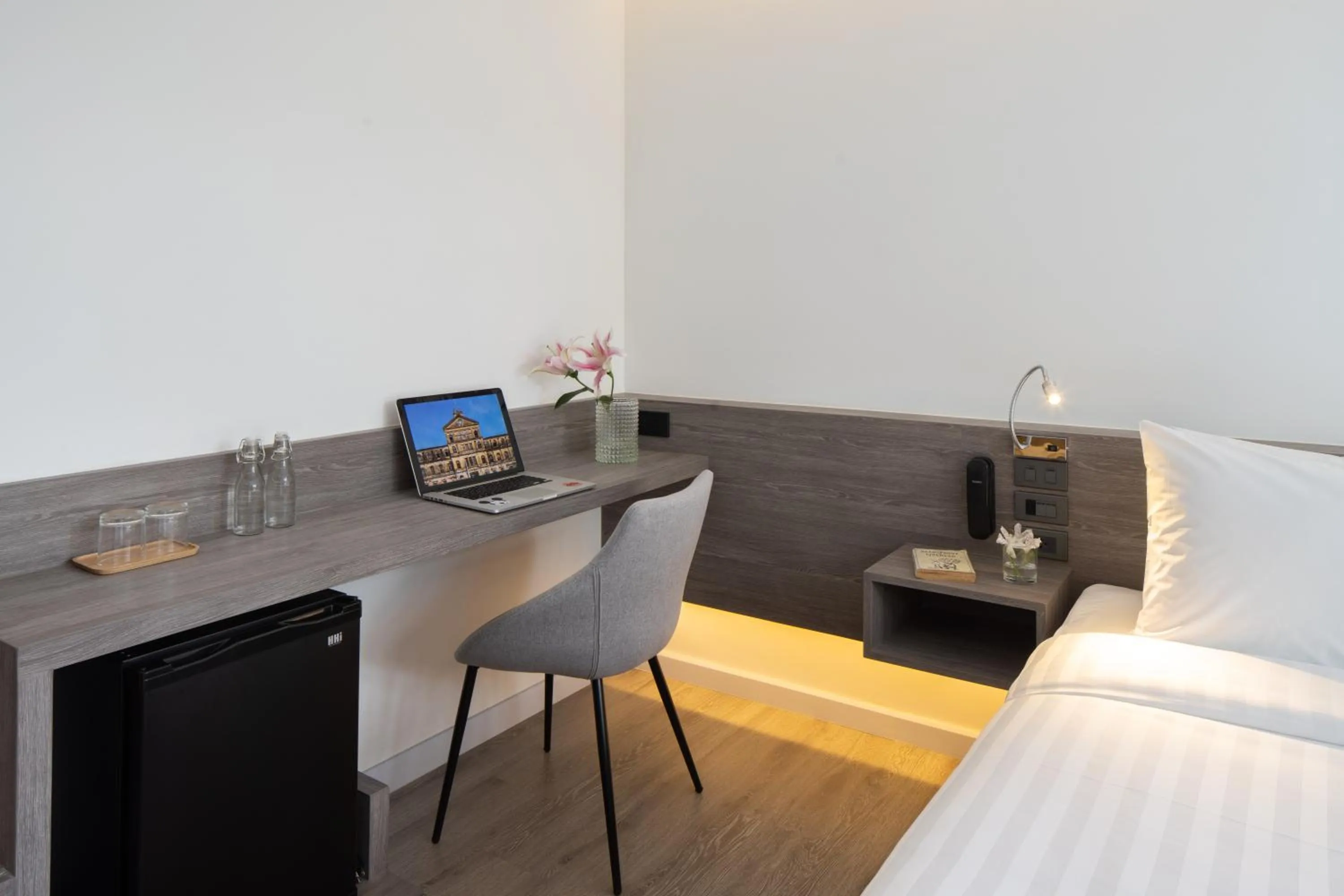 Bed in Amarin Hotel Rama 8