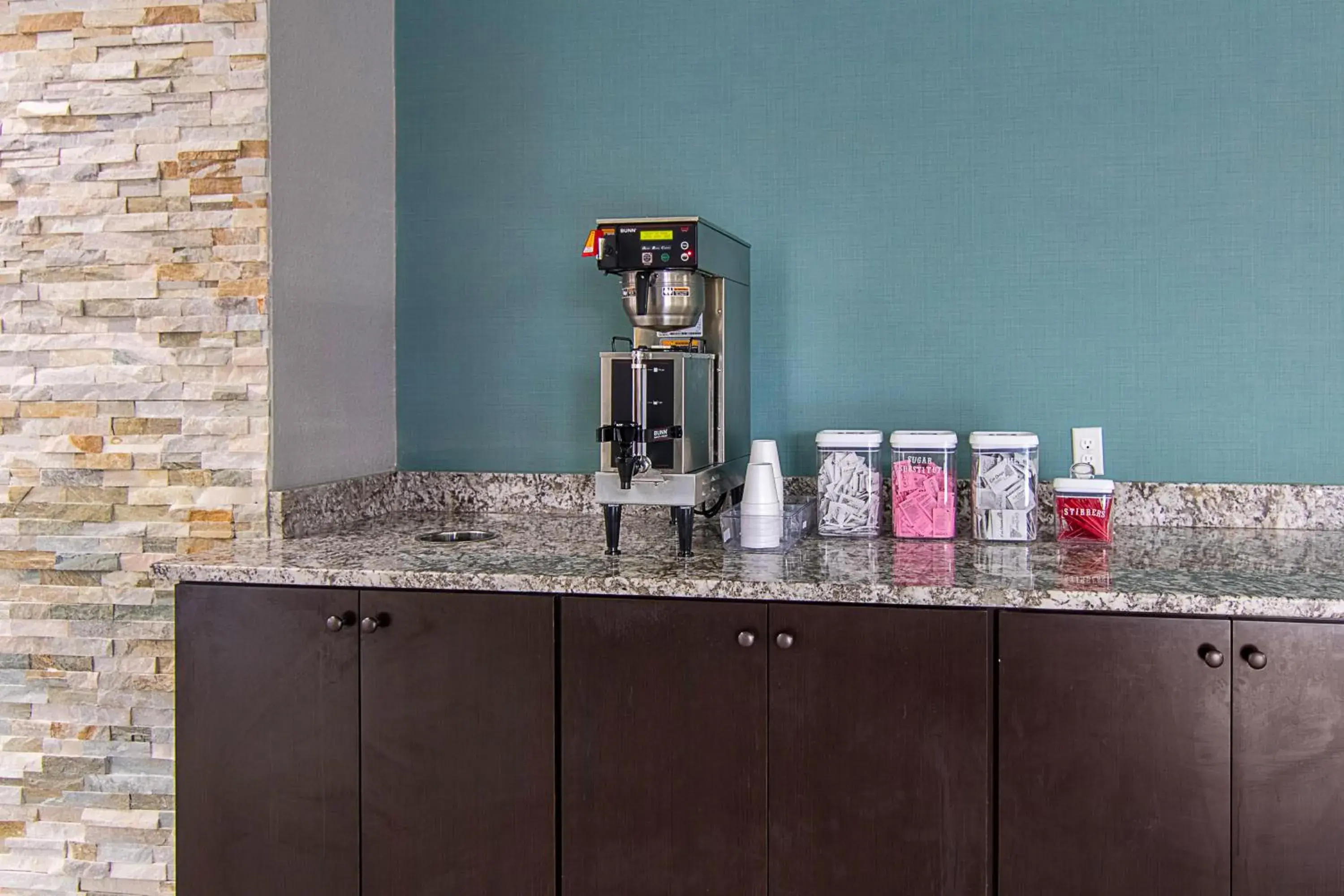 Lobby or reception in Motel 6-Atlanta, GA - Atlanta Airport Lobby or reception in Motel 6-Atlanta, GA - Atlanta Airport