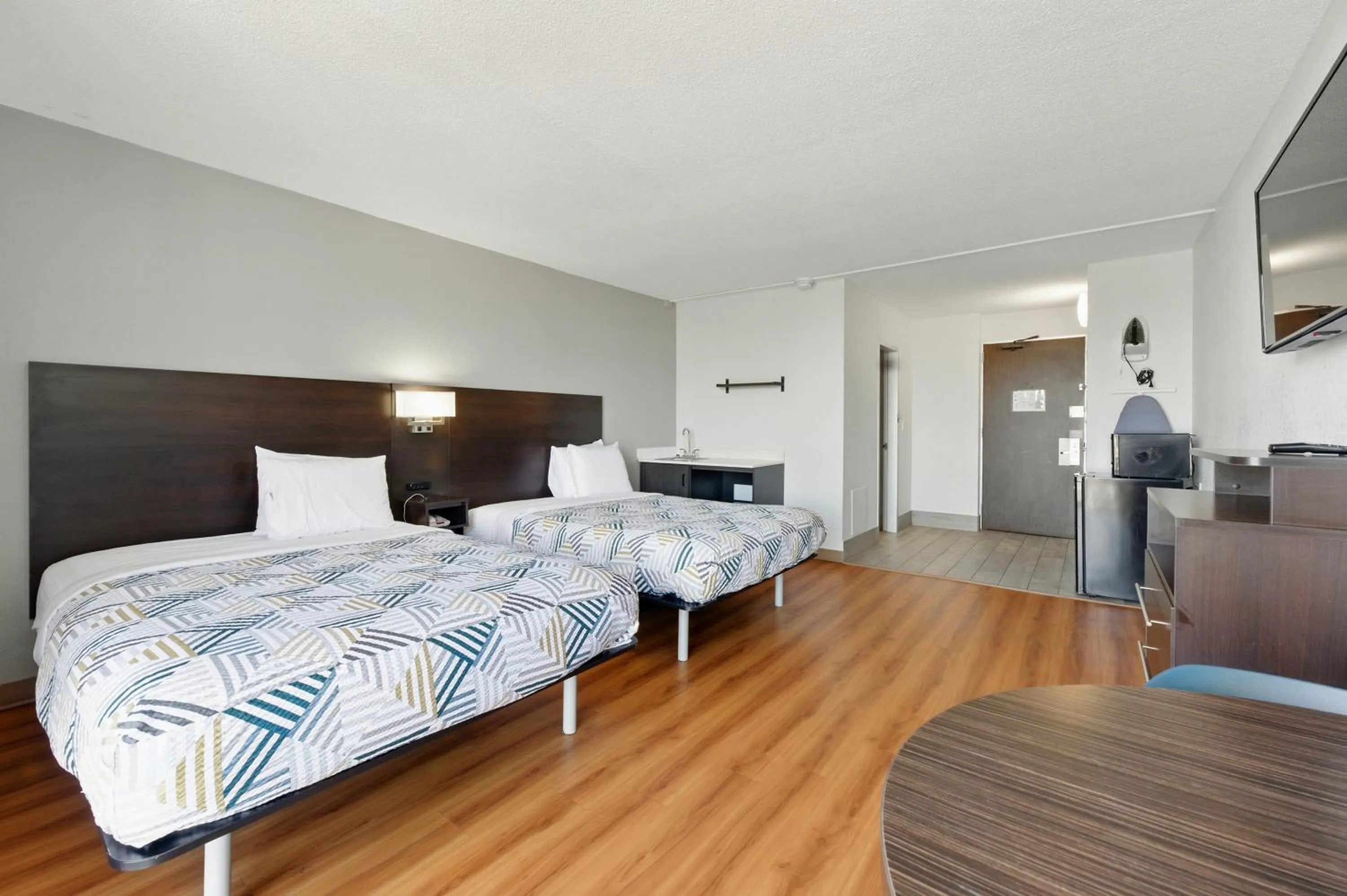 Bedroom, Bed in Motel 6-Atlanta, GA - Atlanta Airport