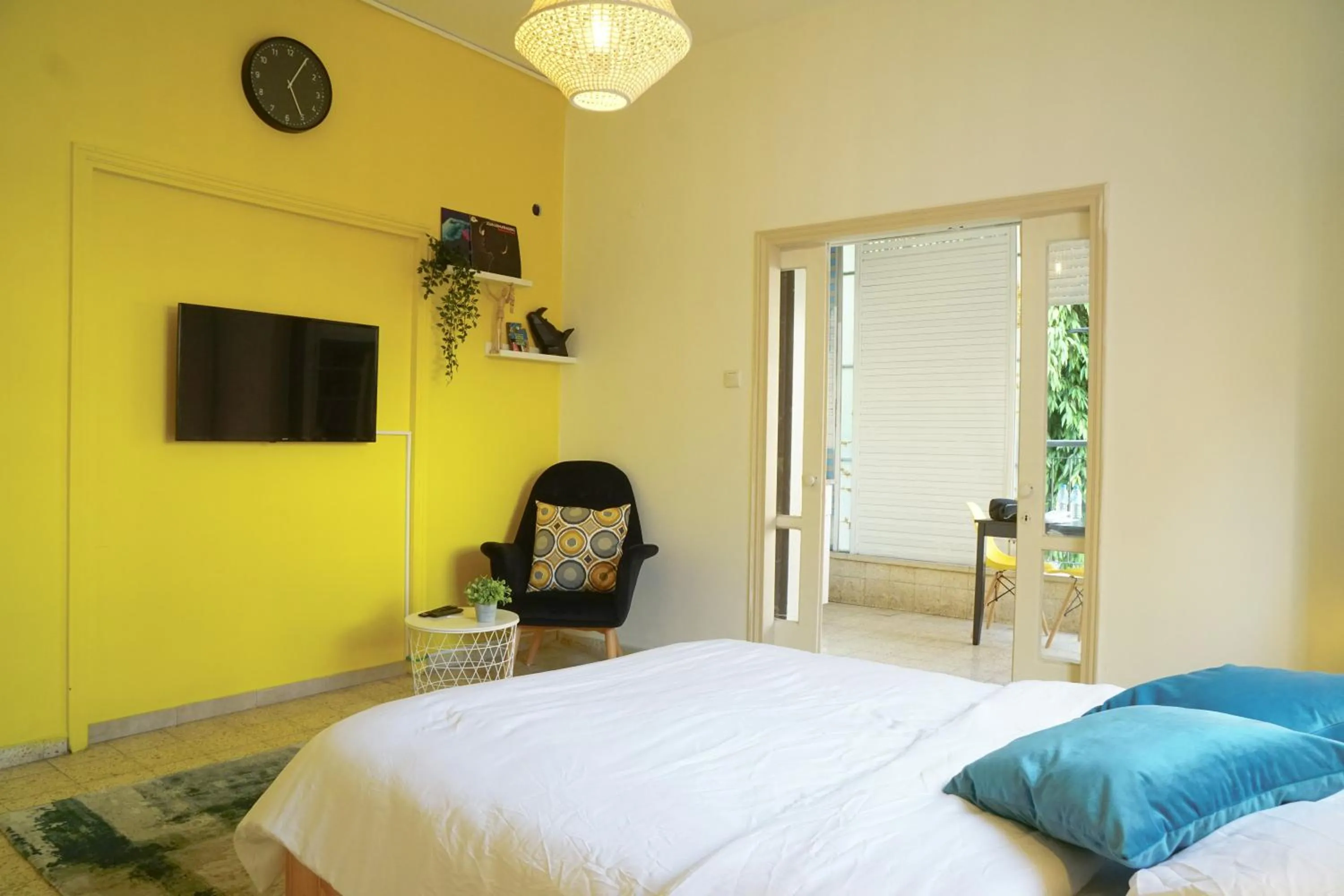 Bed in Mayer 8 Hotel By Peraia