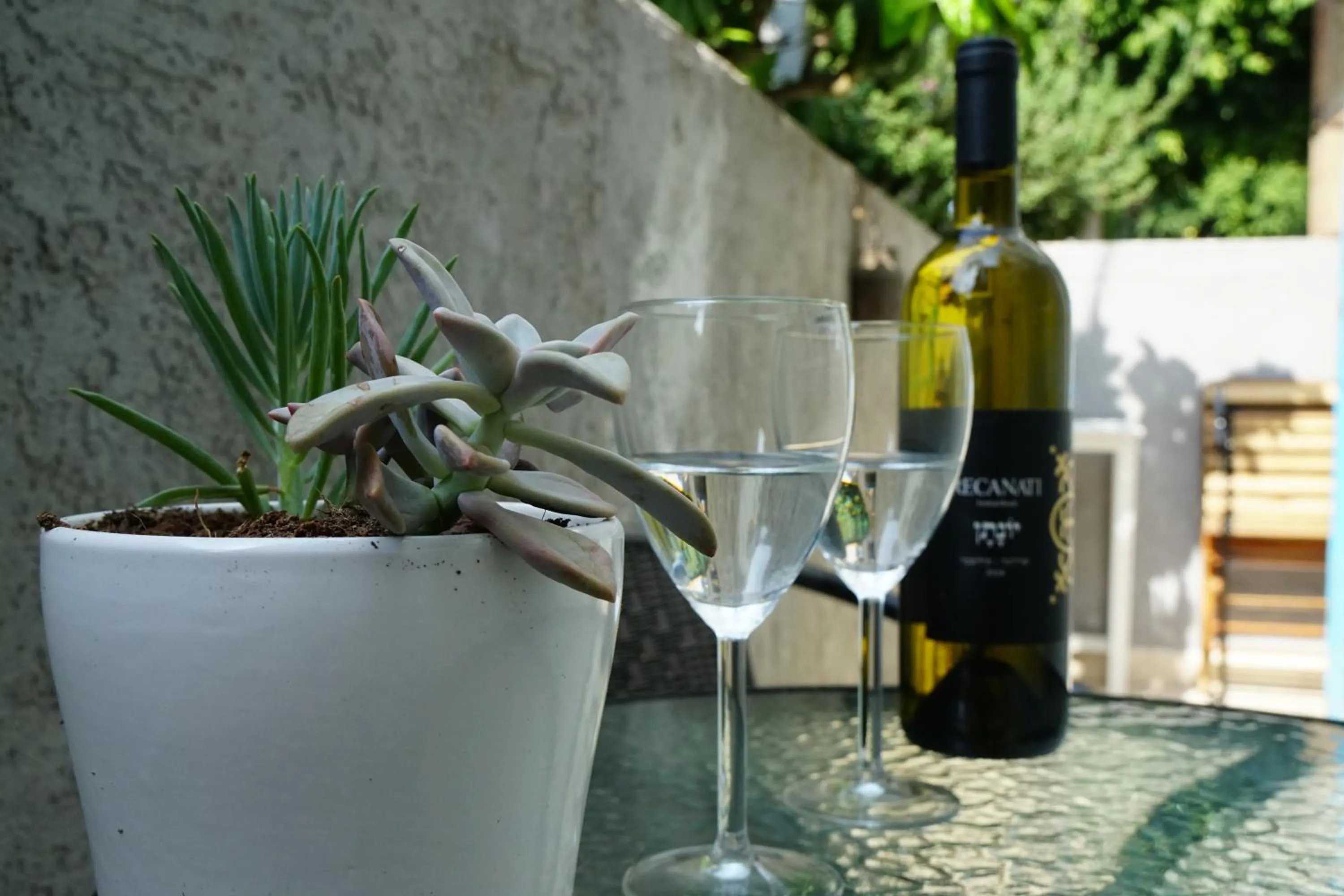 Drinks in Mayer 8 Hotel By Peraia