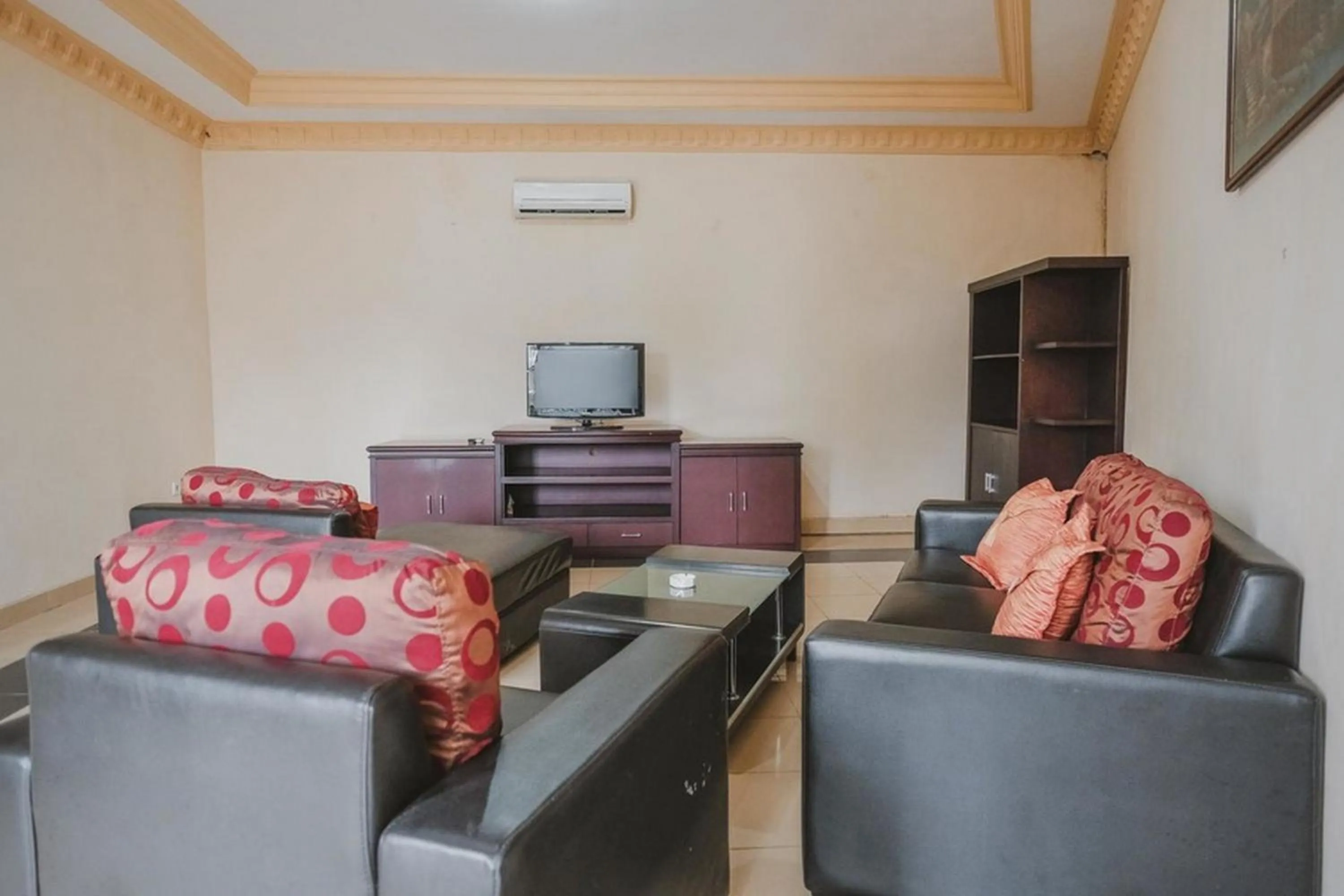Living room in RedDoorz Premium @ Jalan Pal 10 Jambi