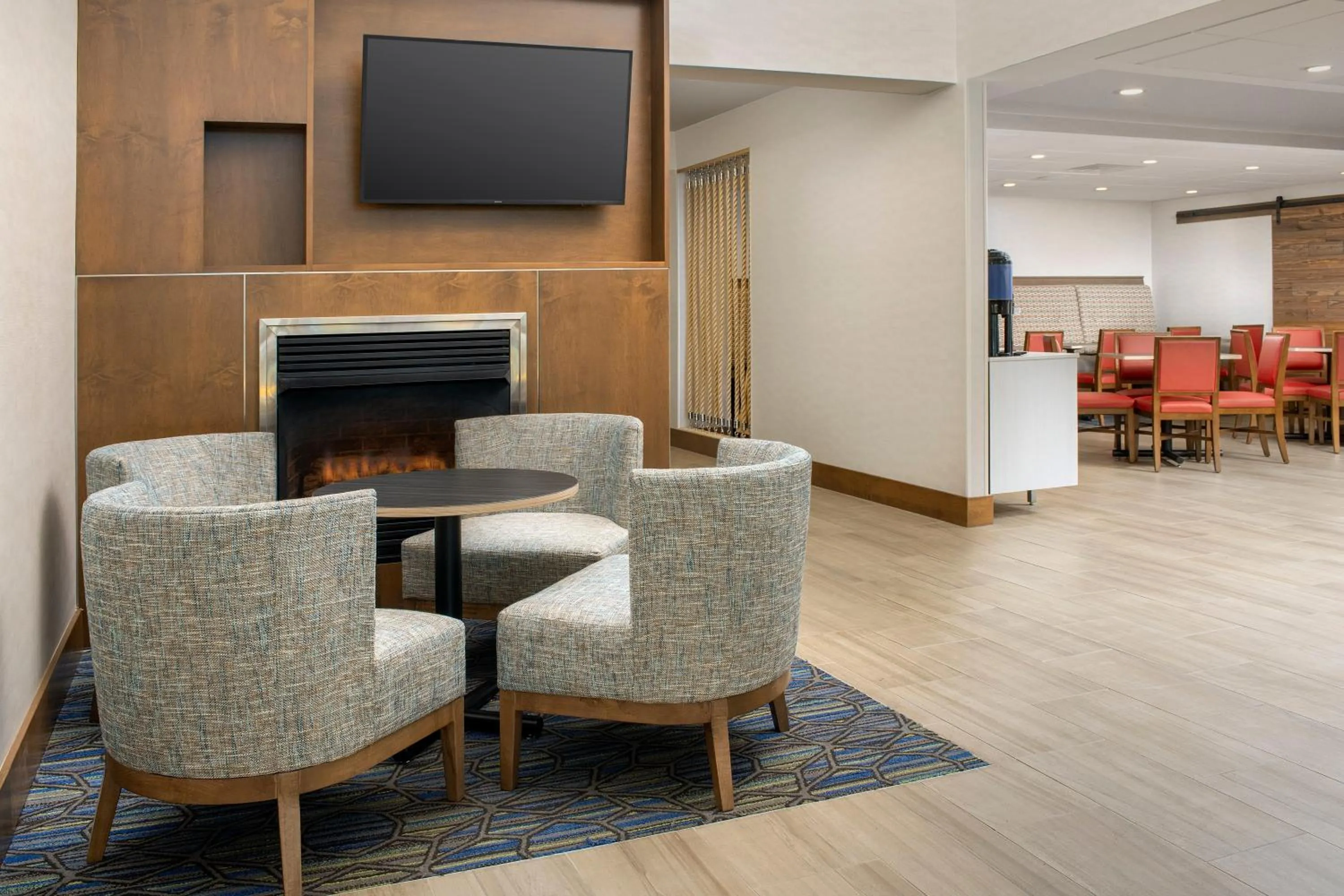 Property building in Holiday Inn Express & Suites Annapolis by IHG