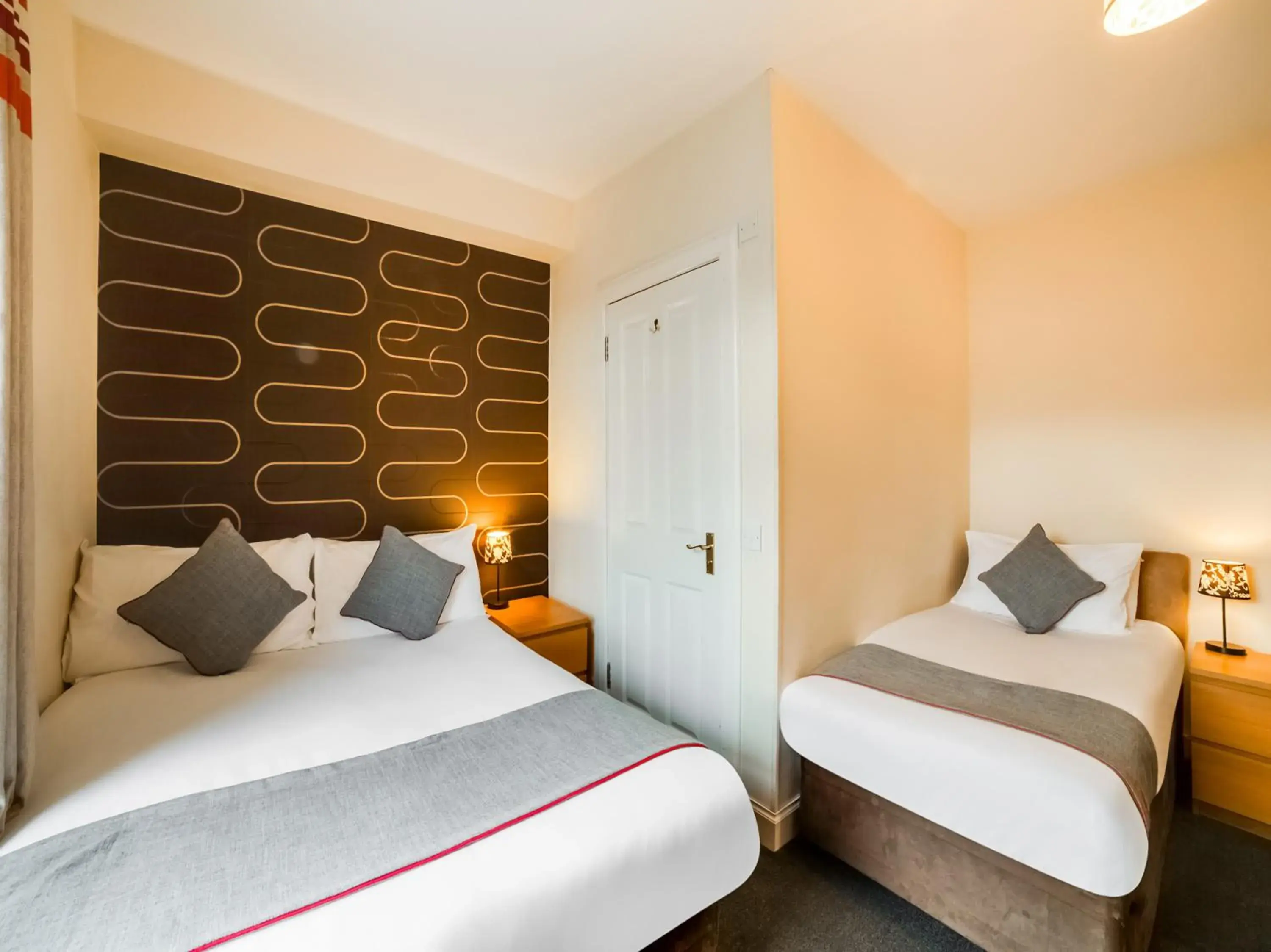 Standard Family Room in OYO Braeriach Hotel, Highlands Scotland Standard Family Room in OYO Braeriach Hotel, Highlands Scotland