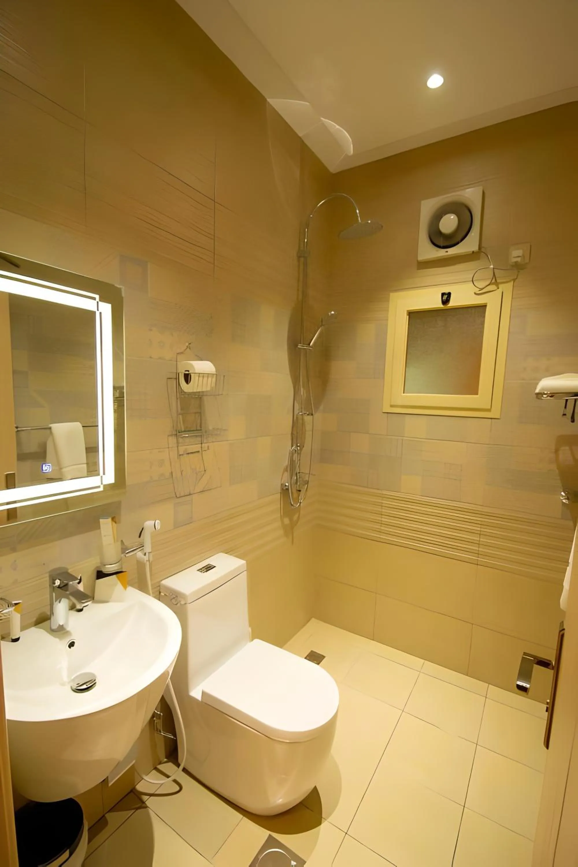 Shower in Hayat Al Rose Hotel Appartment