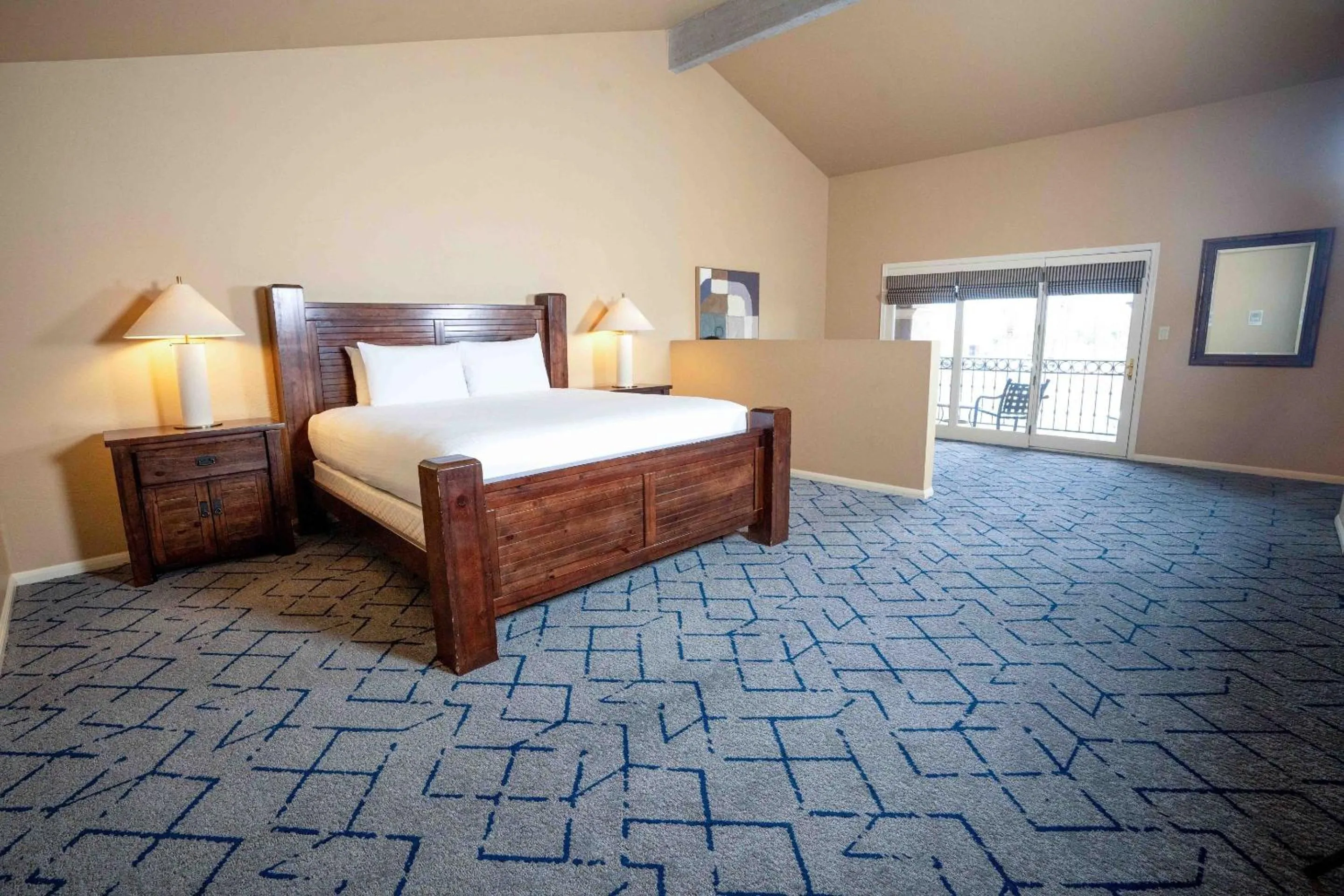 Photo of the whole room, Bed in Kimpton Miralina Resort and Villas by IHG