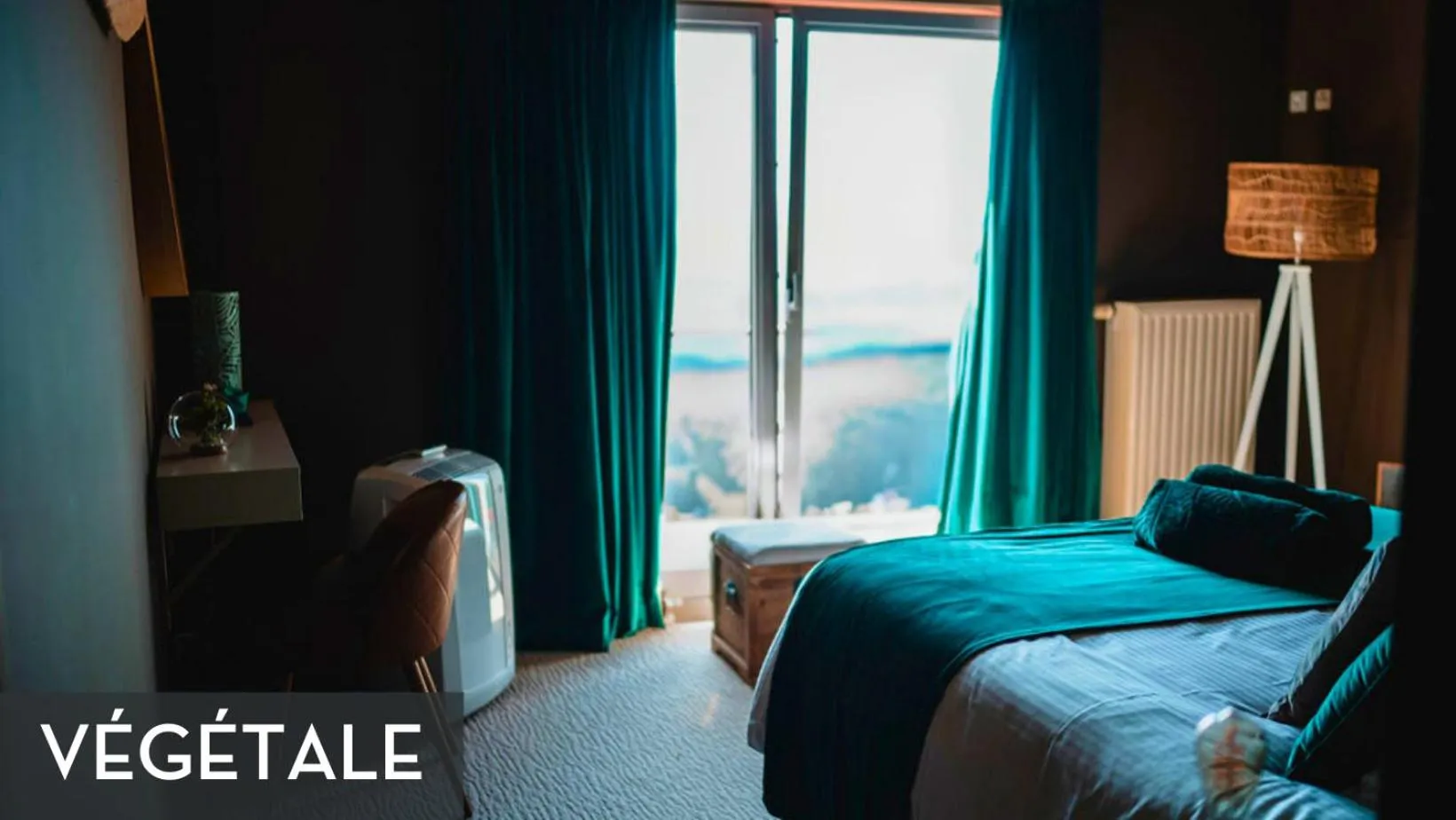 Bed in LES 7 MEUSES - Restaurant & Hébergements HÔTELIERS - INSOLITES - WELLNESS - GÎTES