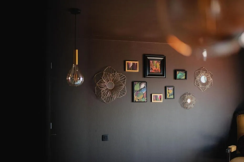 LES 7 MEUSES - Restaurant & Hébergements HÔTELIERS - INSOLITES - WELLNESS - GÎTES