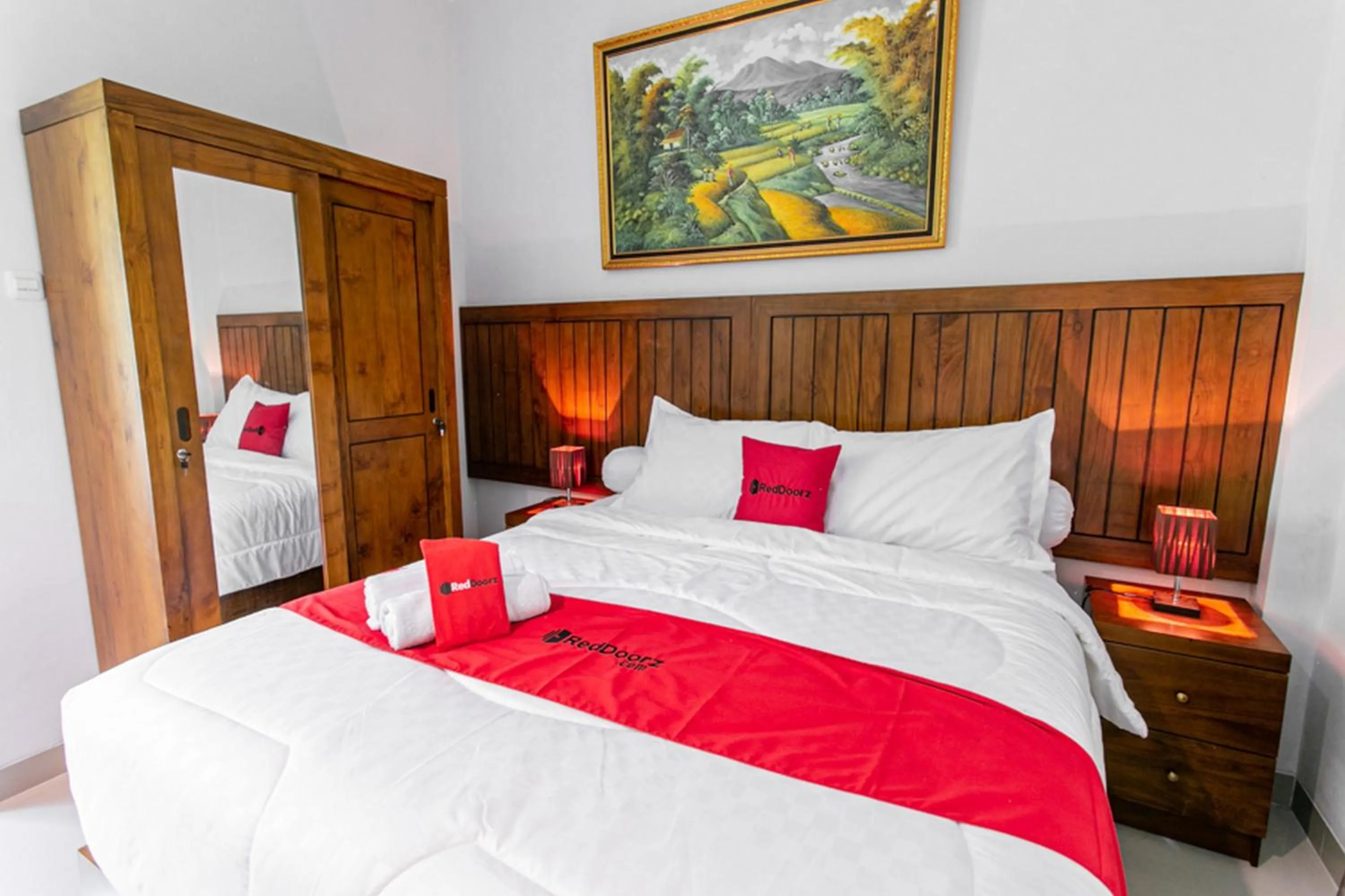 Bedroom, Bed in RedDoorz near Universitas Muhammadiyah Yogyakarta