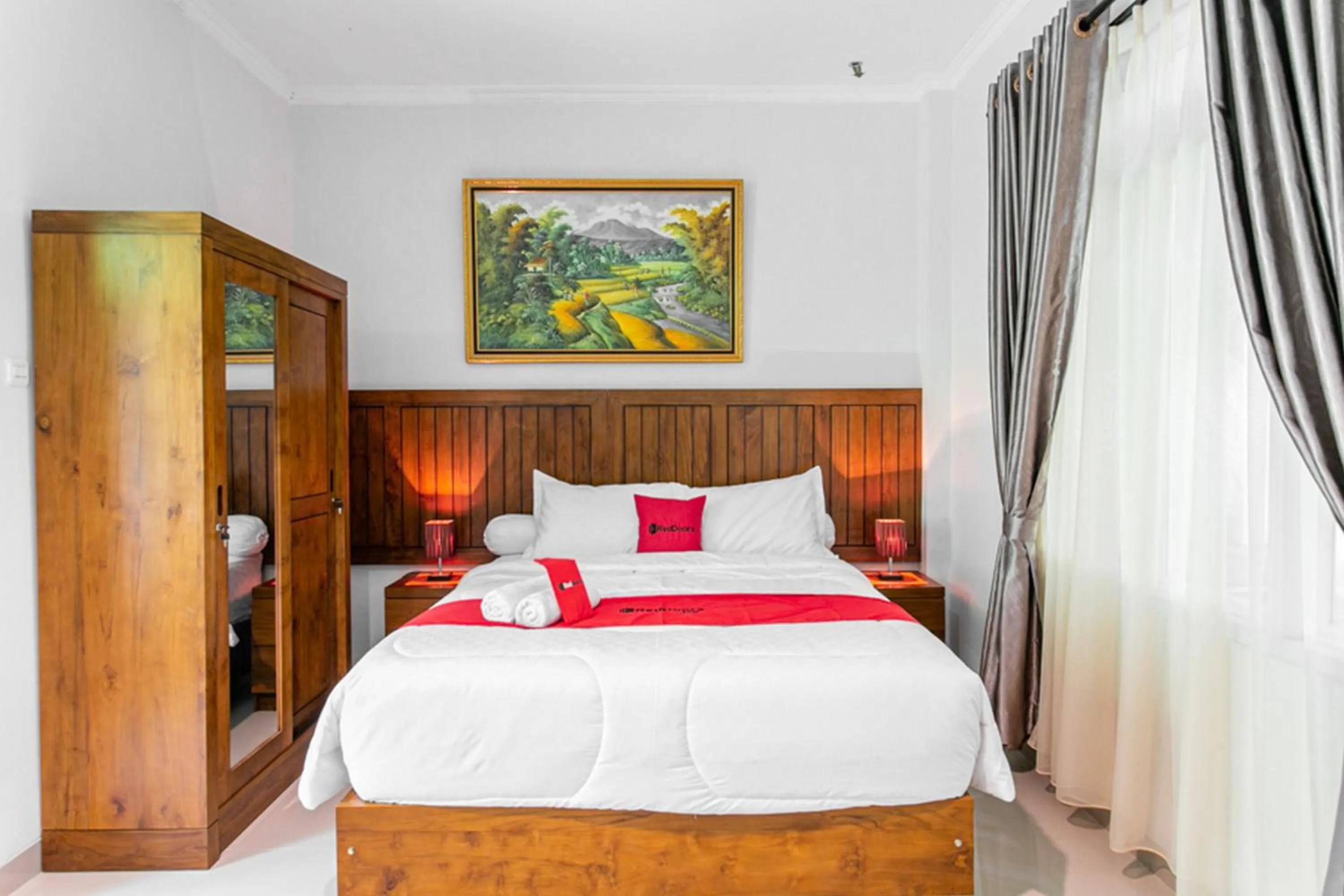 Bedroom, Bed in RedDoorz near Universitas Muhammadiyah Yogyakarta