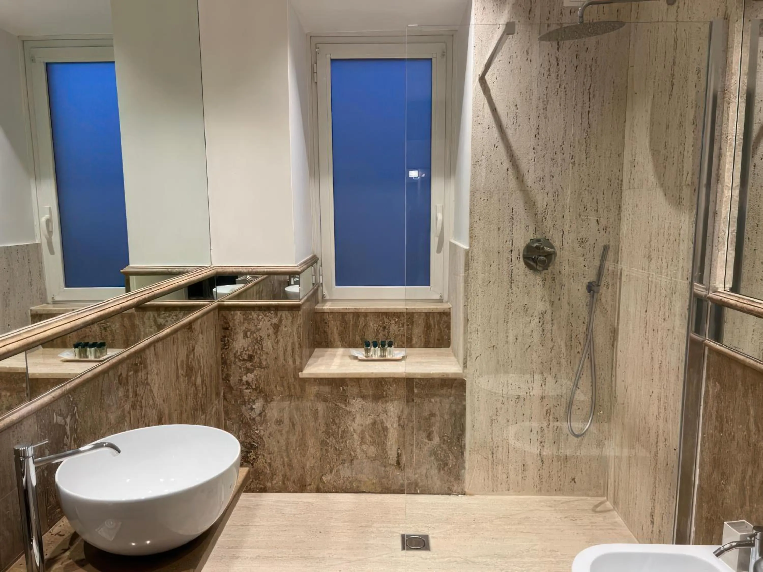 Shower in Relais Corte Degli Aragonesi