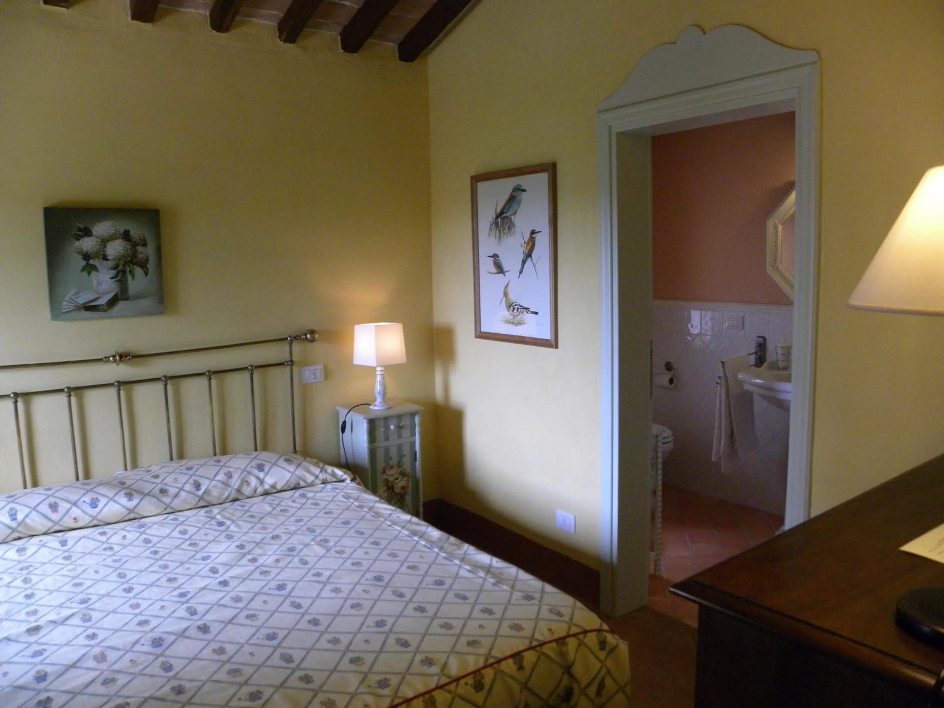 Bed in Torraccia di Chiusi Agriturismo Relais